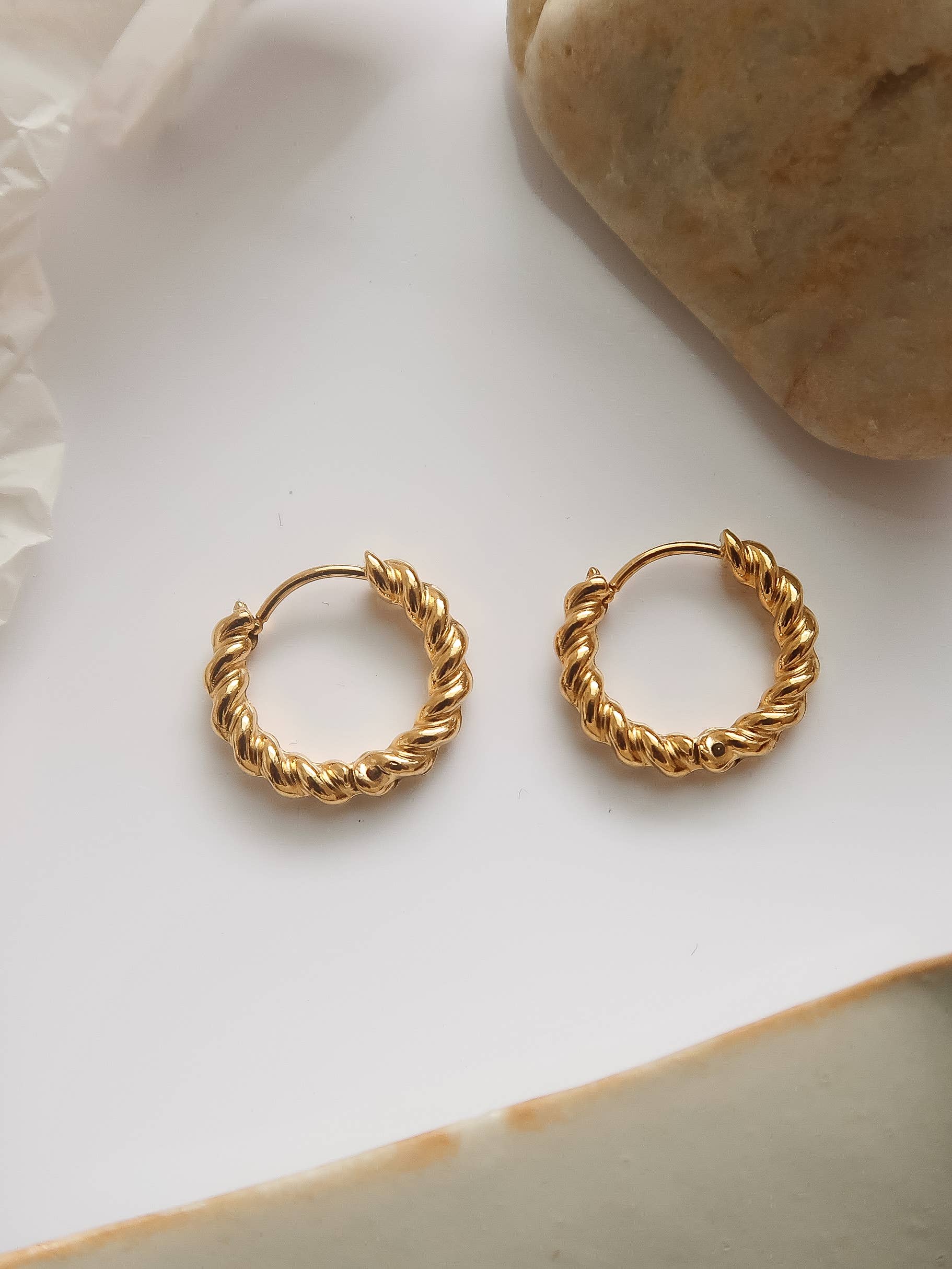Flânerie Cere 18K Gold Twisted Hoop Earrings