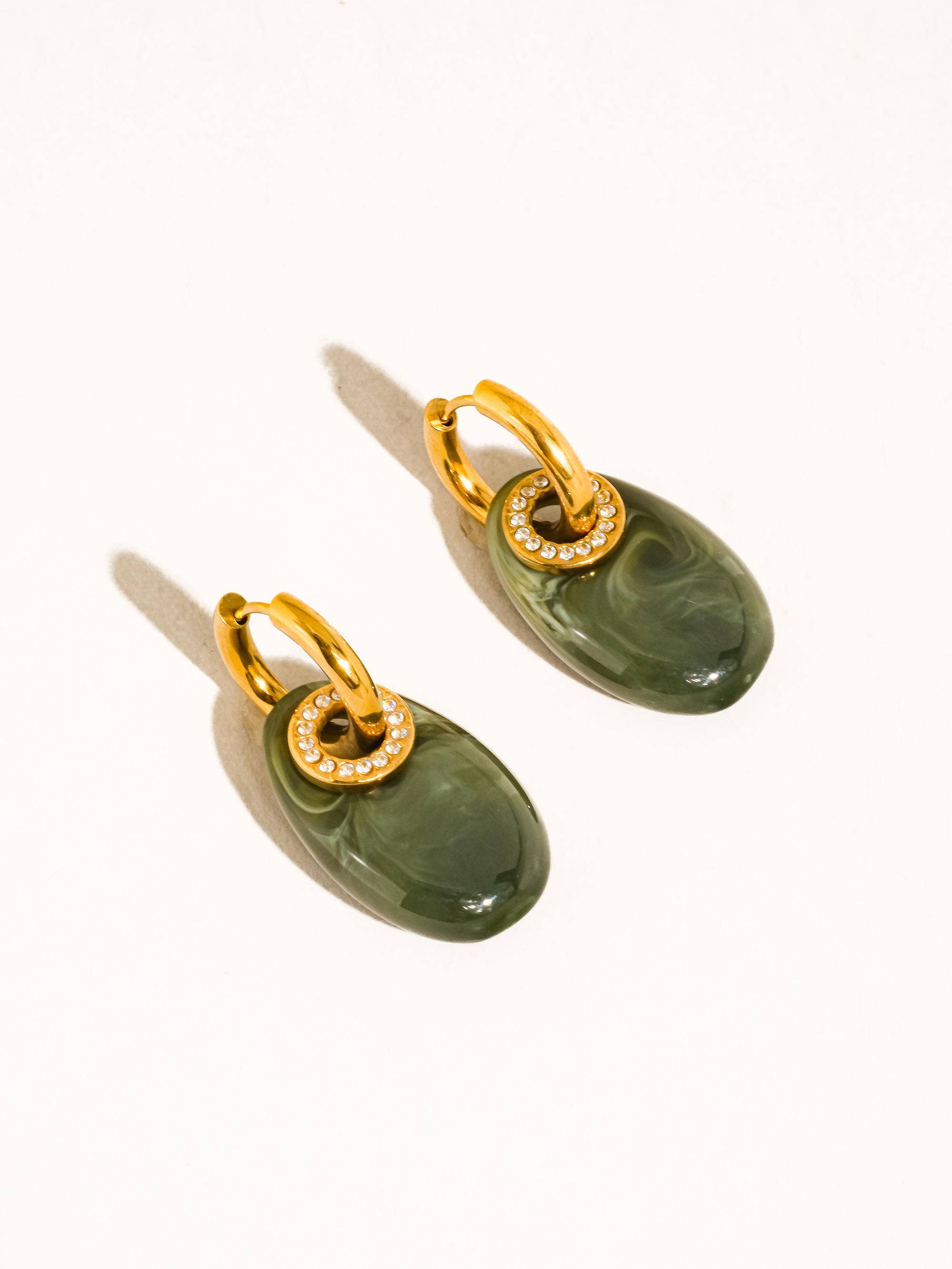 Flânerie Canari 18K Gold Non-Tarnish Resin Hoop Earrings