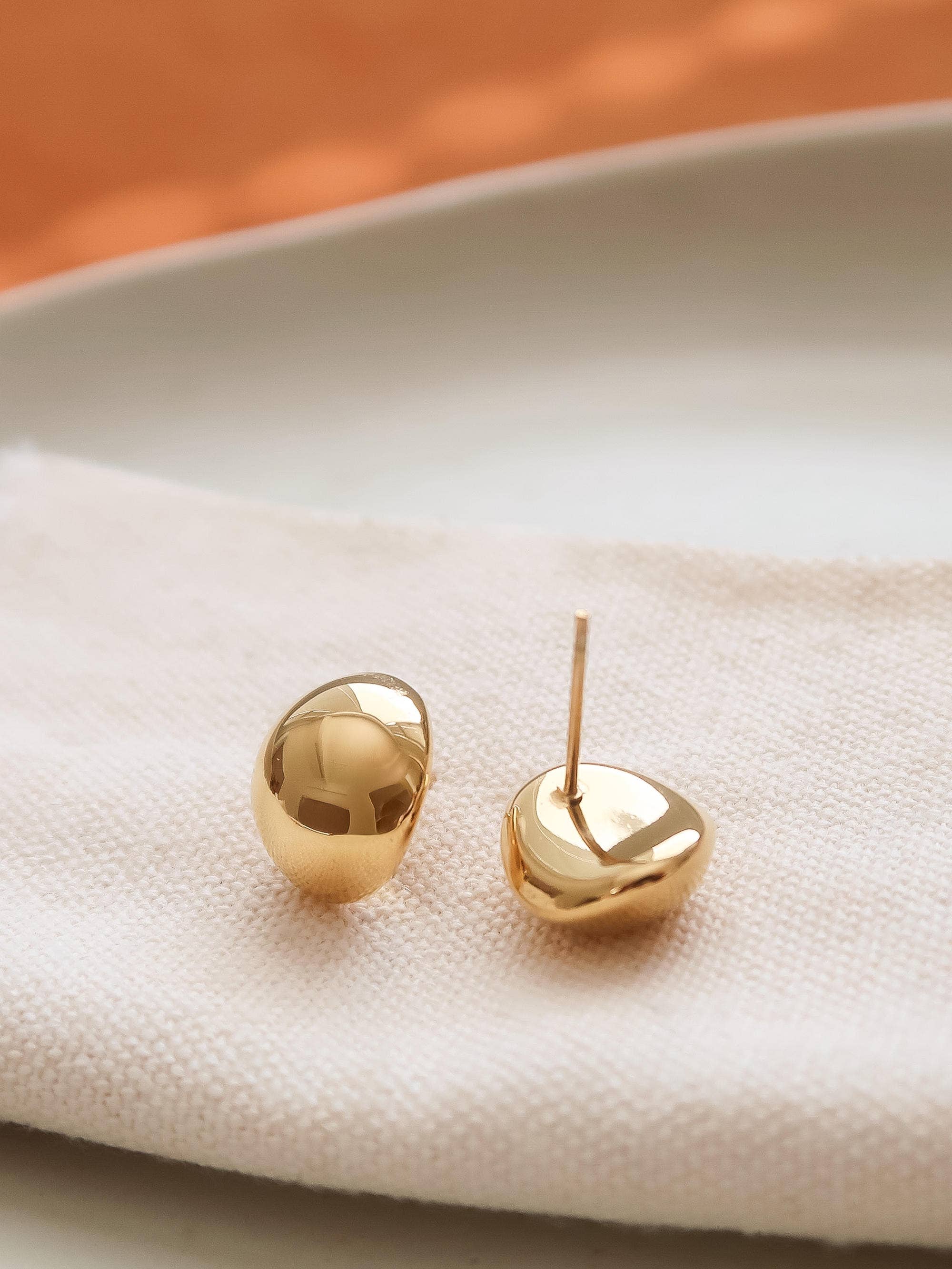 Flânerie Helene 18K Gold Non-Tarnish Small Dome Earrings