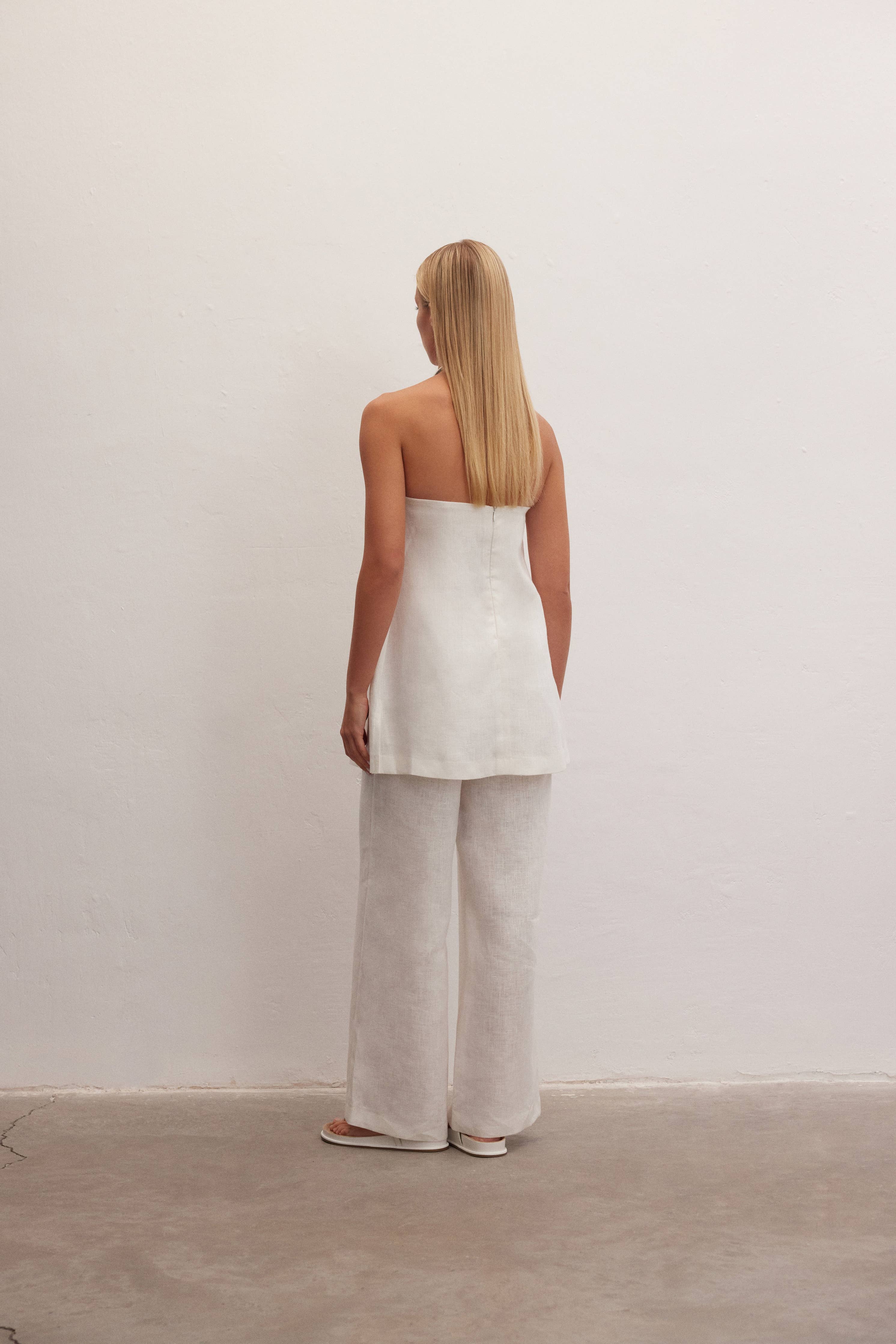 Le Cle Essence Linen Strapless Top