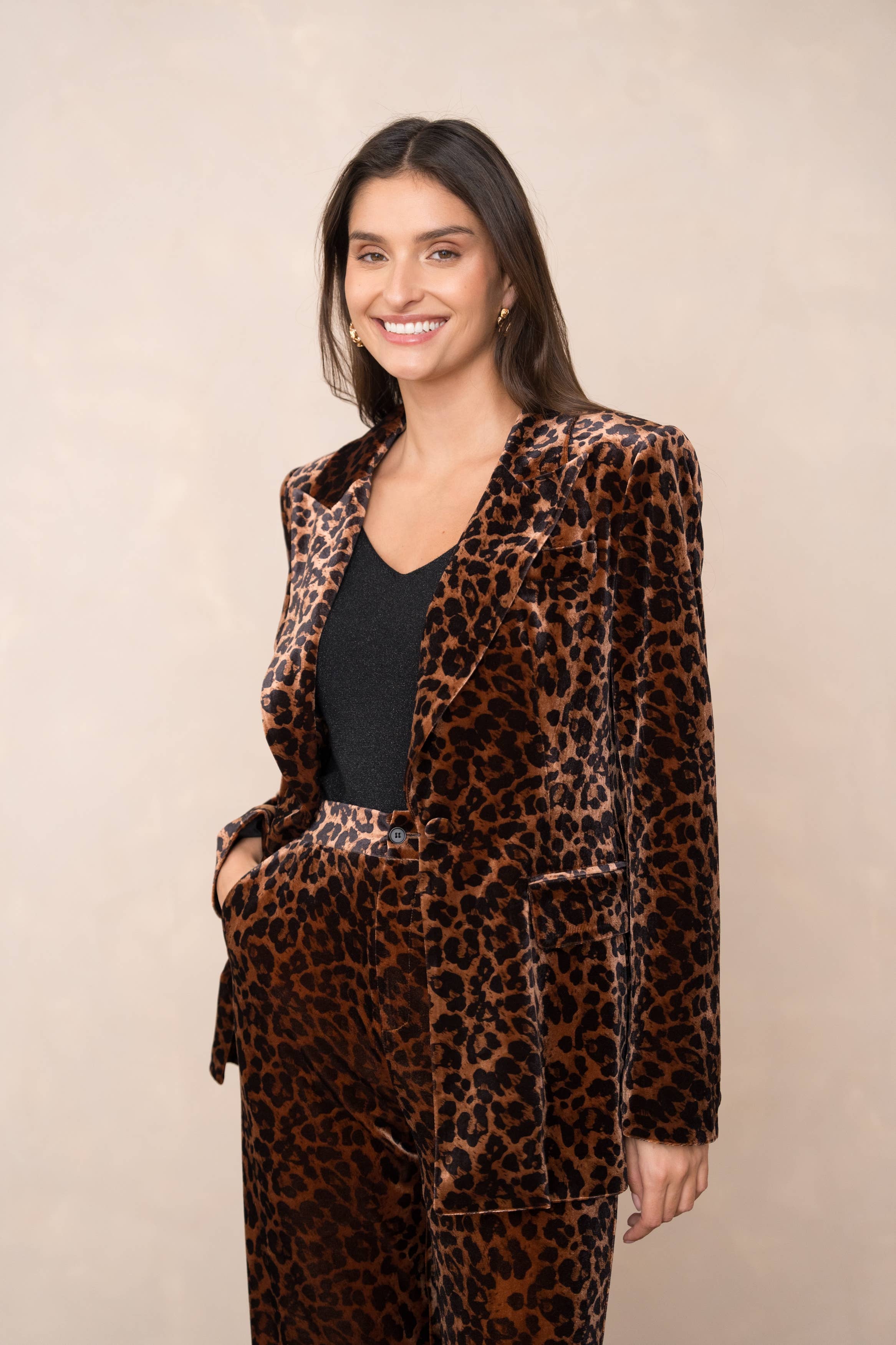 European Collection Fitted Leopard Velvet Jacket