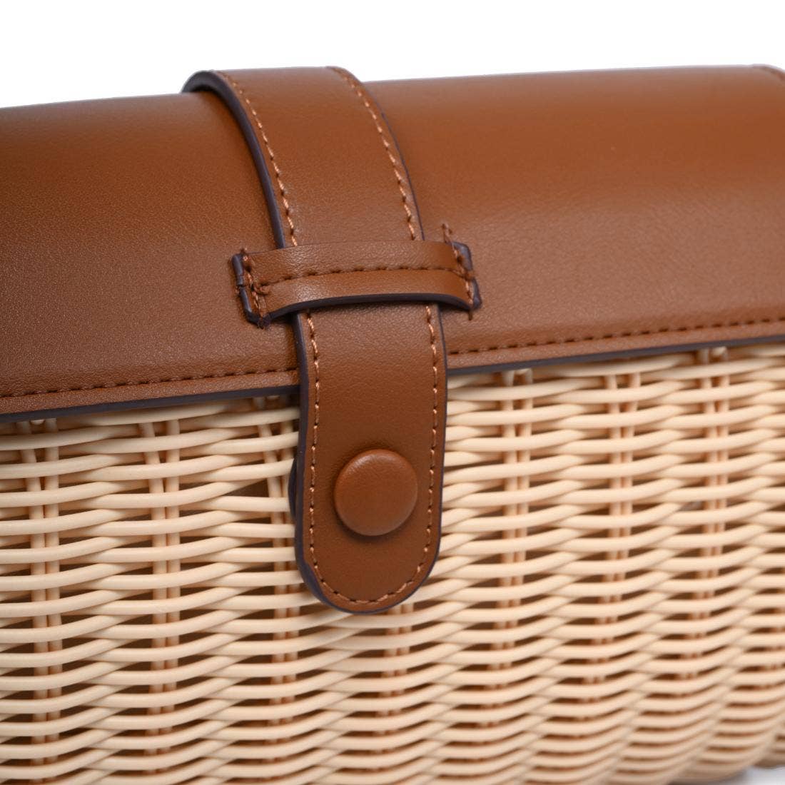 Urban Expressions Benjamin Wicker Crossbody