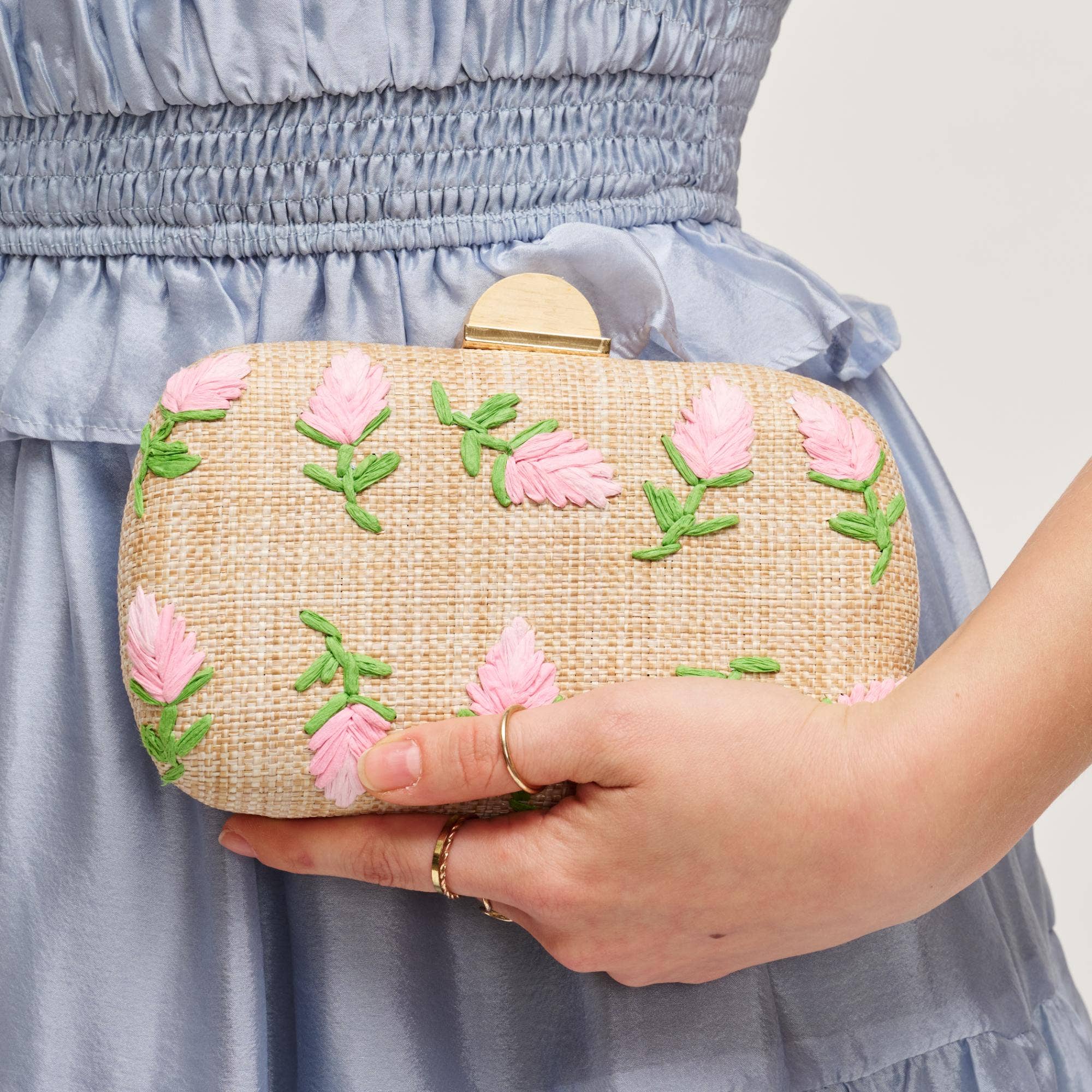 Urban Expressions Kayden Woven Clutch