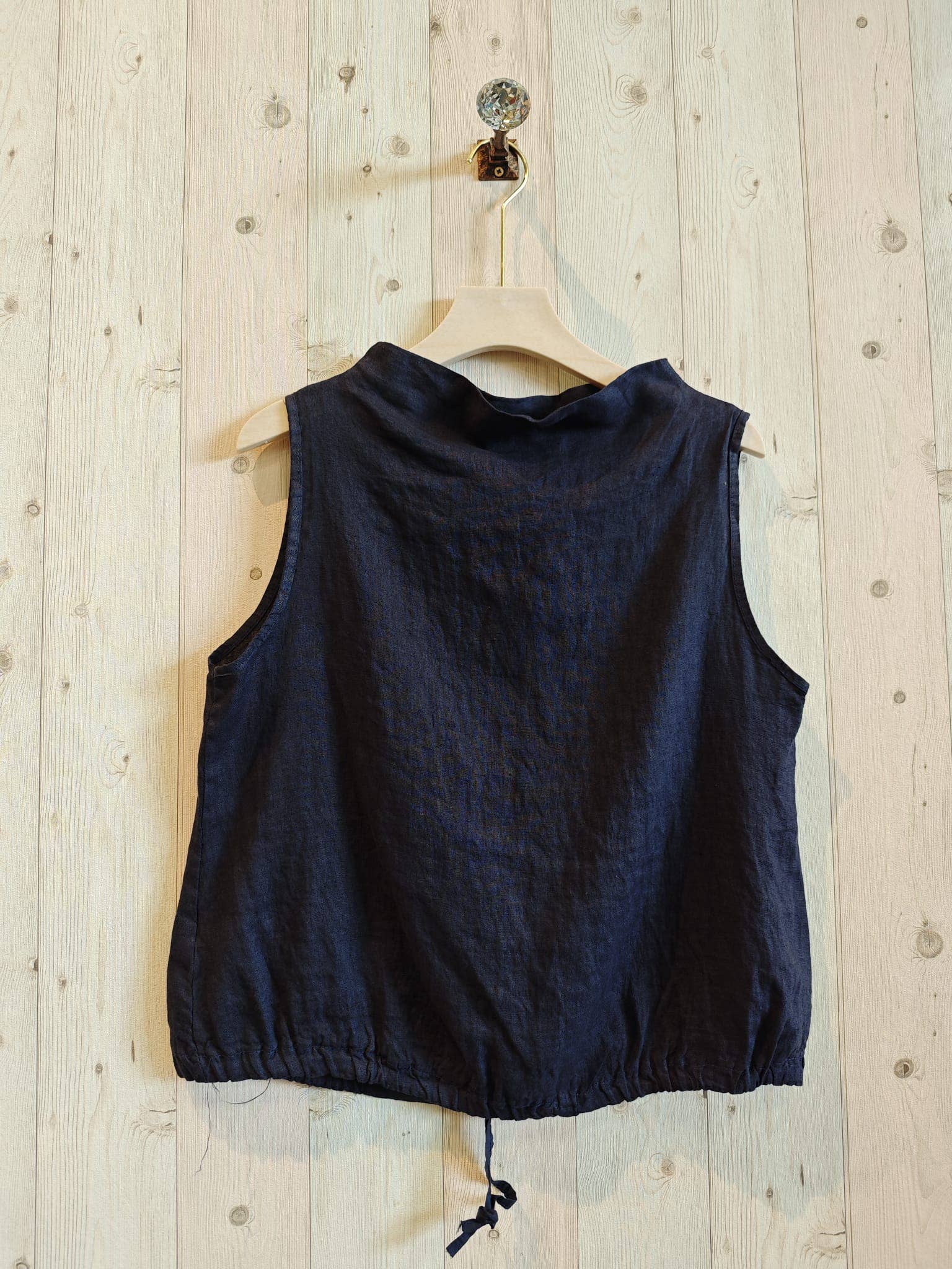 European Linen Sleveless Blouse 5189