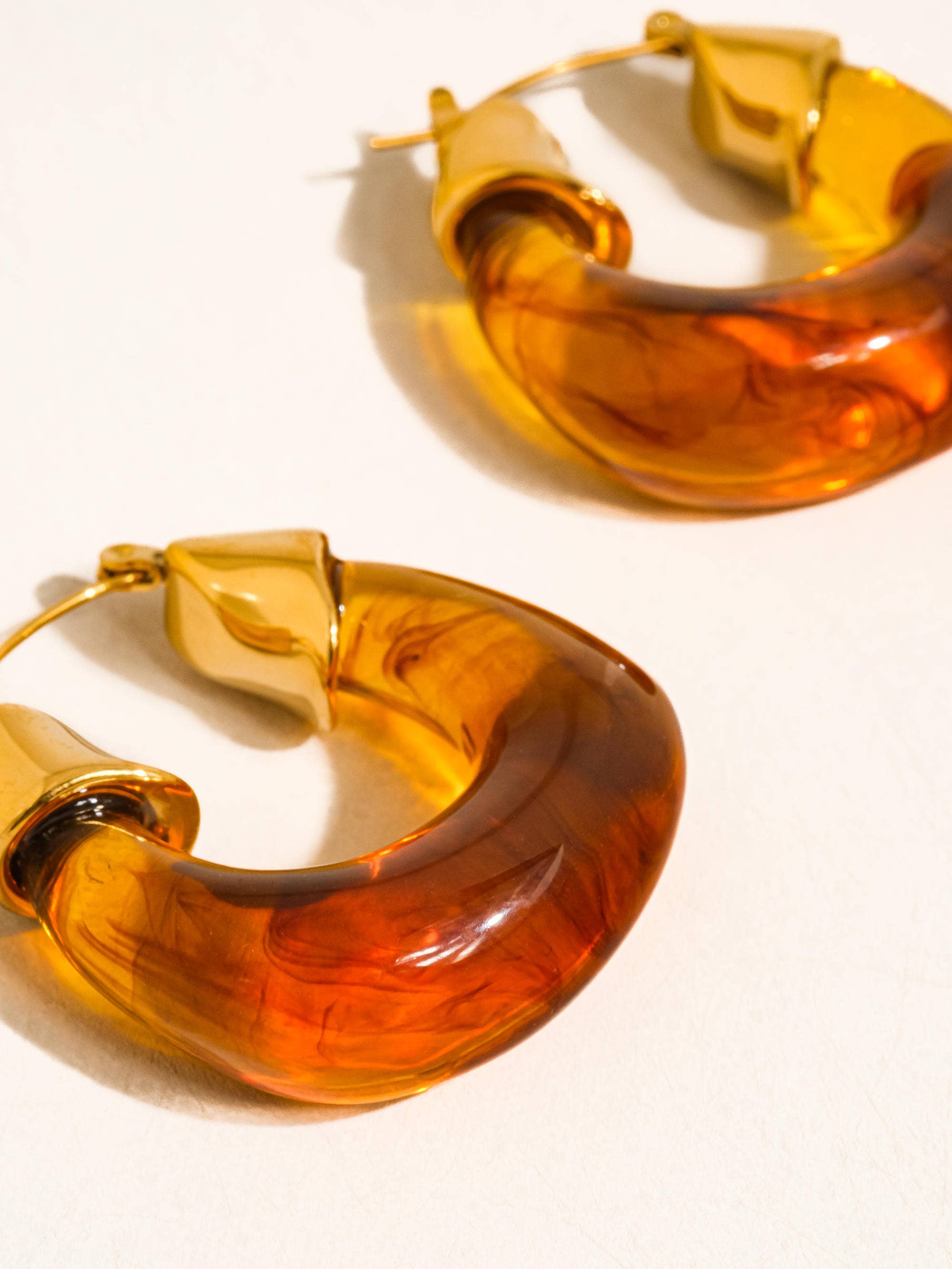 Flânerie Arlowe 18K Gold Non-Tarnish Resin Hoop Earrings