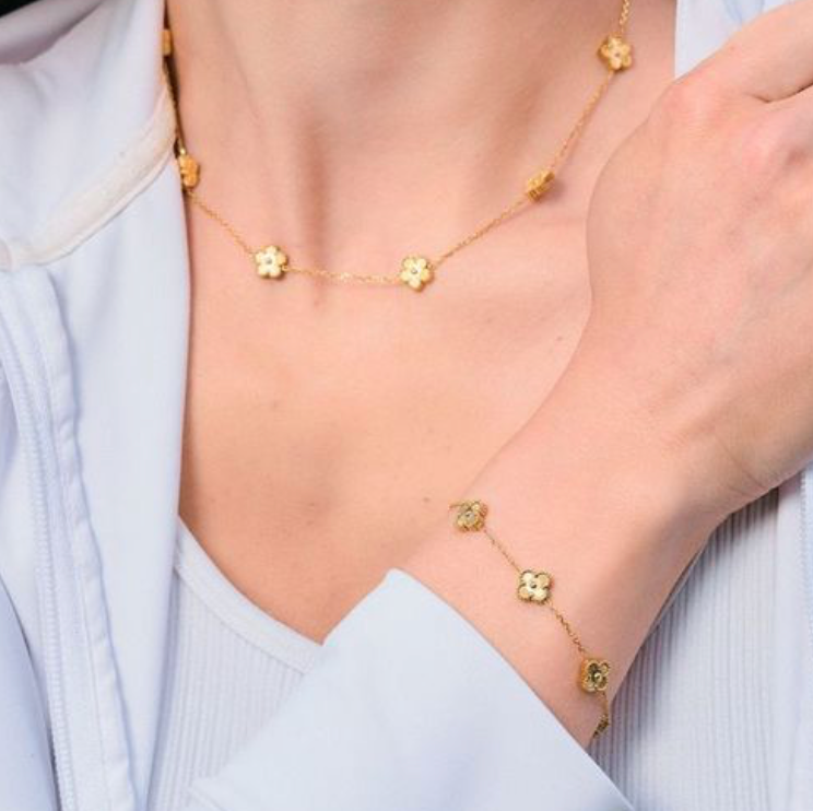 Nikki Smith Designs Mini Gold Flora Necklace