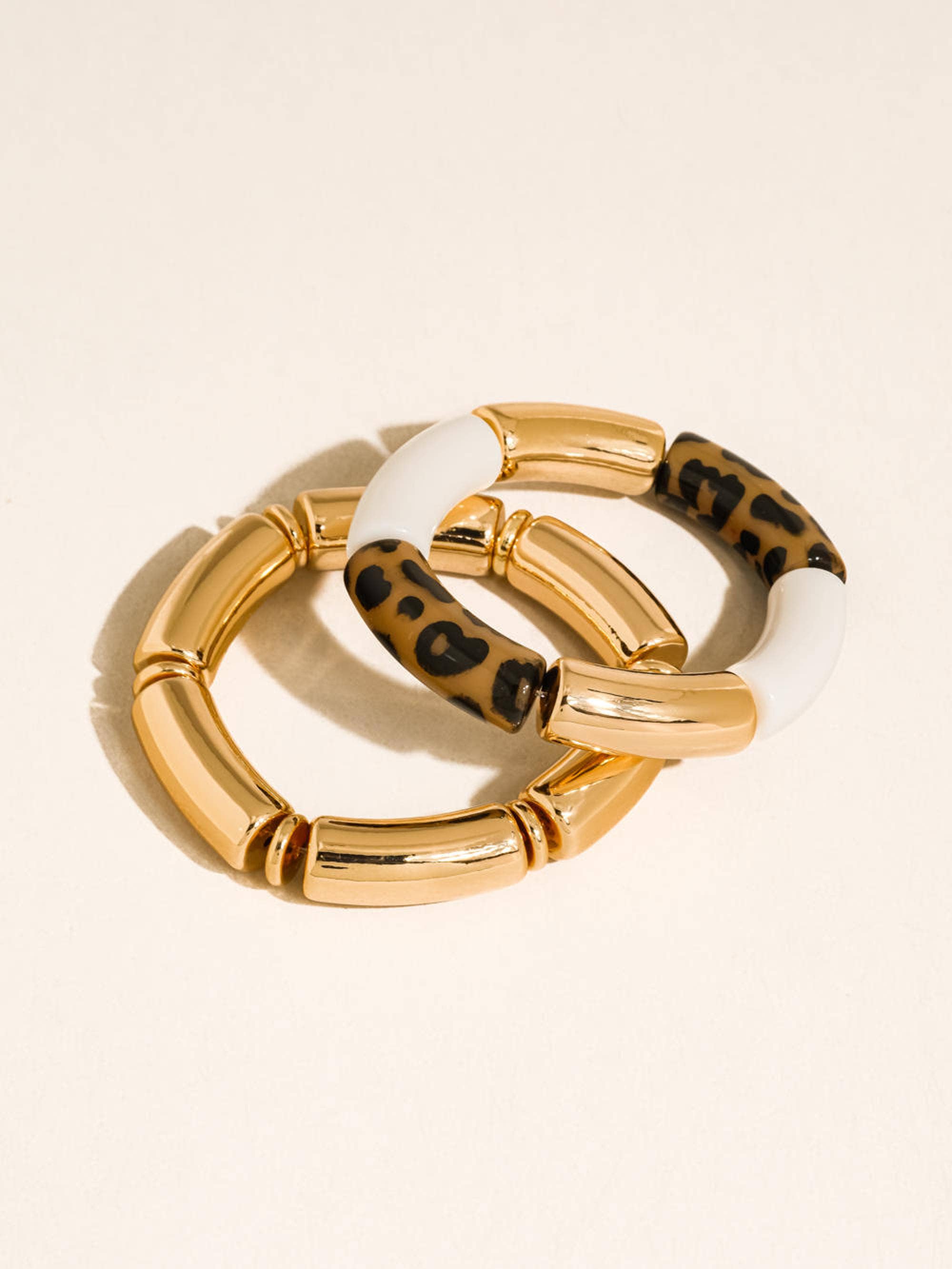 Flânerie Aira 18K Gold Non-Tarnish Chunky Leopard Resin Bangle Set