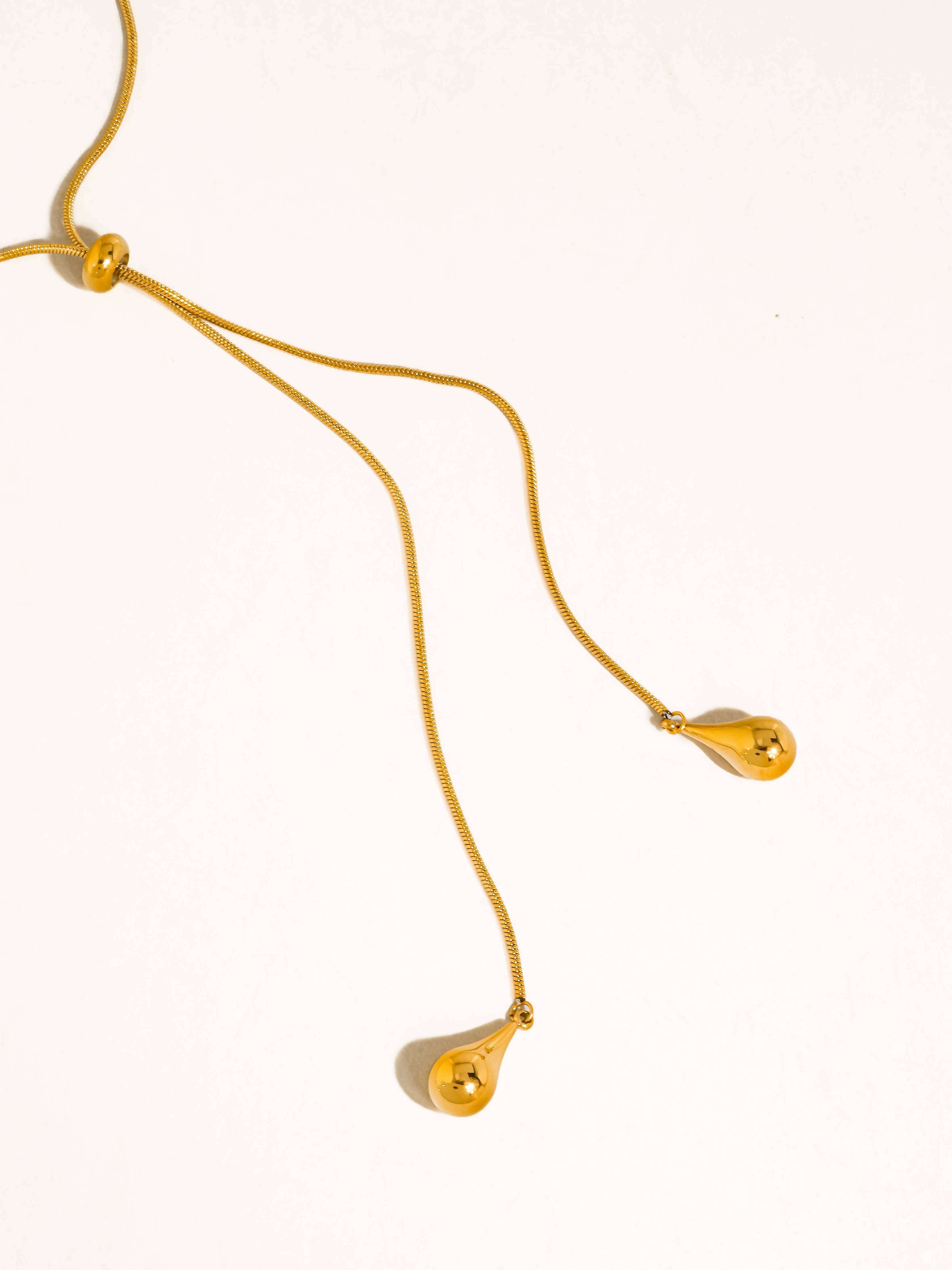 Flânerie Trésor Non-Tarnish Adjustable Lariat Drop Necklace