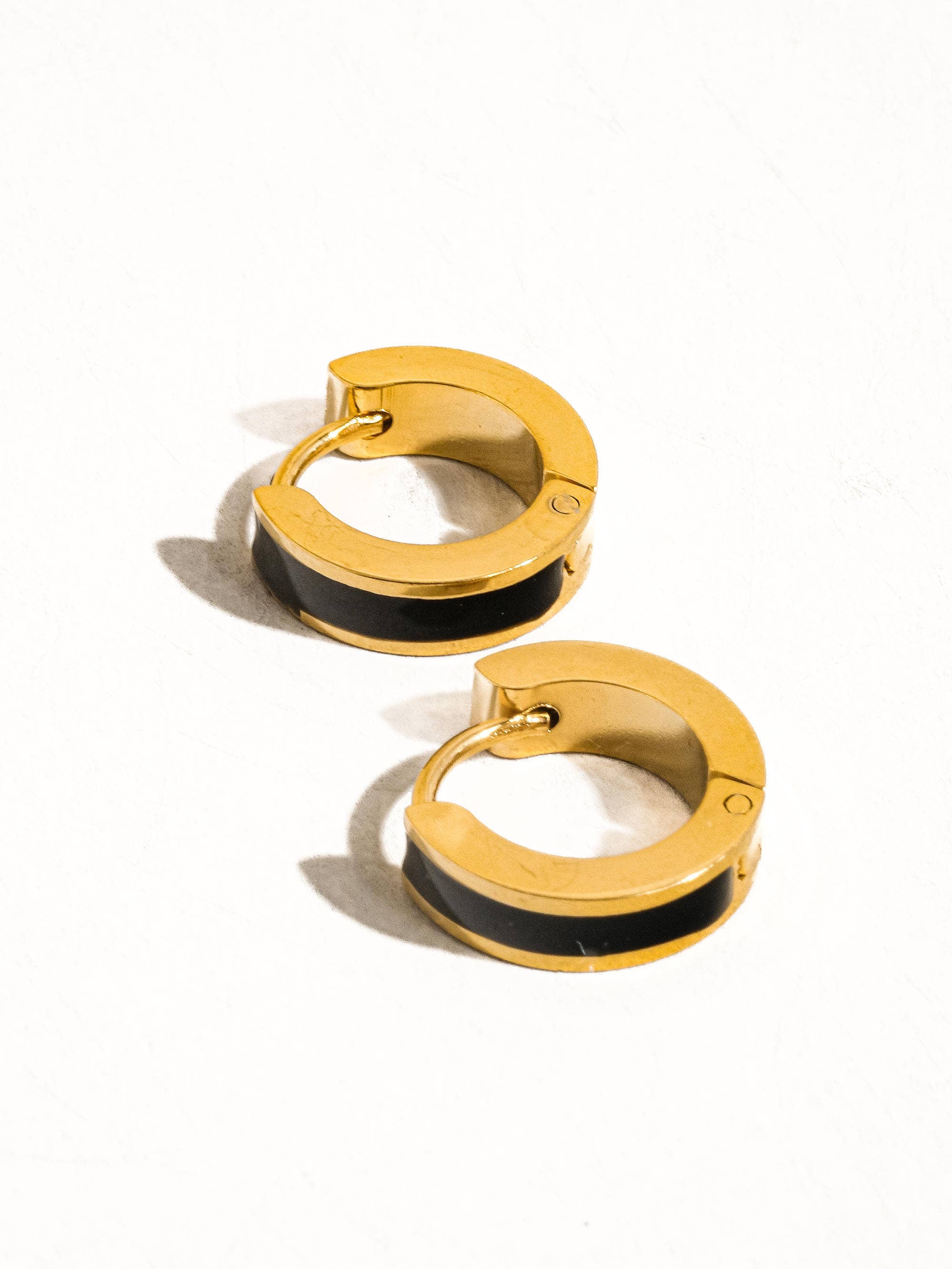 Flanerie Etta 18K Non-Tarnish Colored Hoop Earring