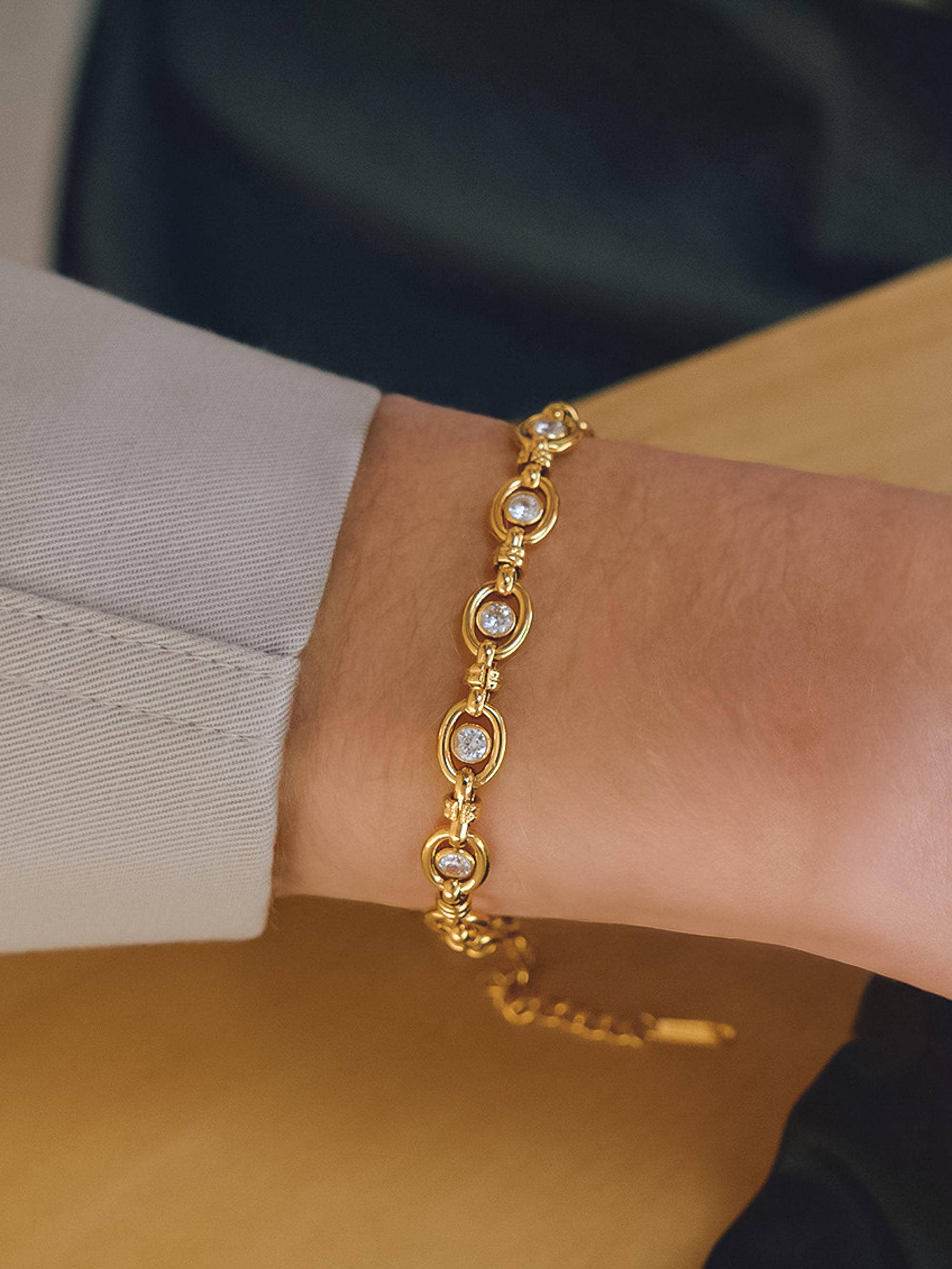 Flânerie Xenon 18K Gold CZ Circle Link Bracelet