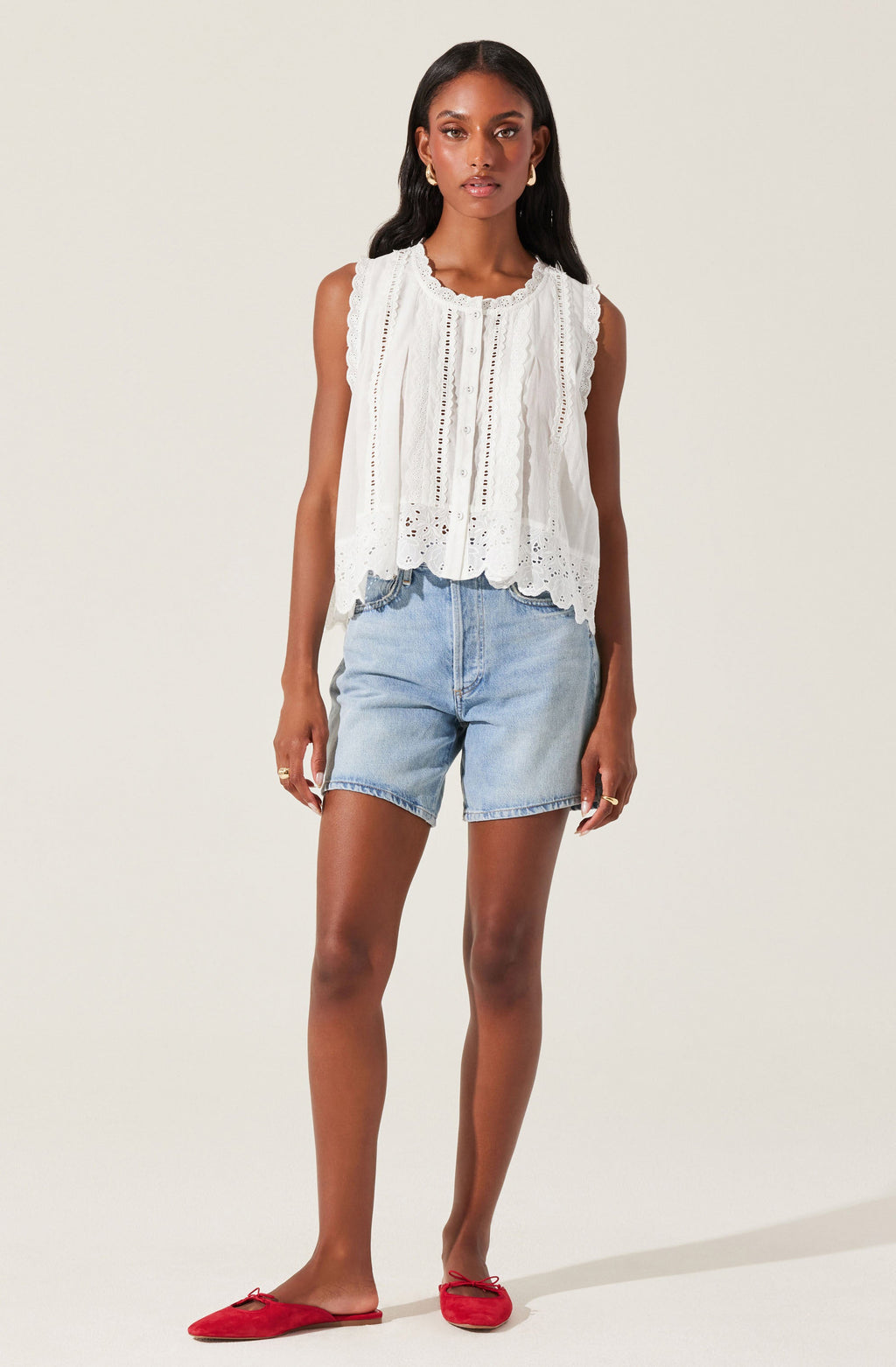 ASTR Alisa High Low Eyelet Top