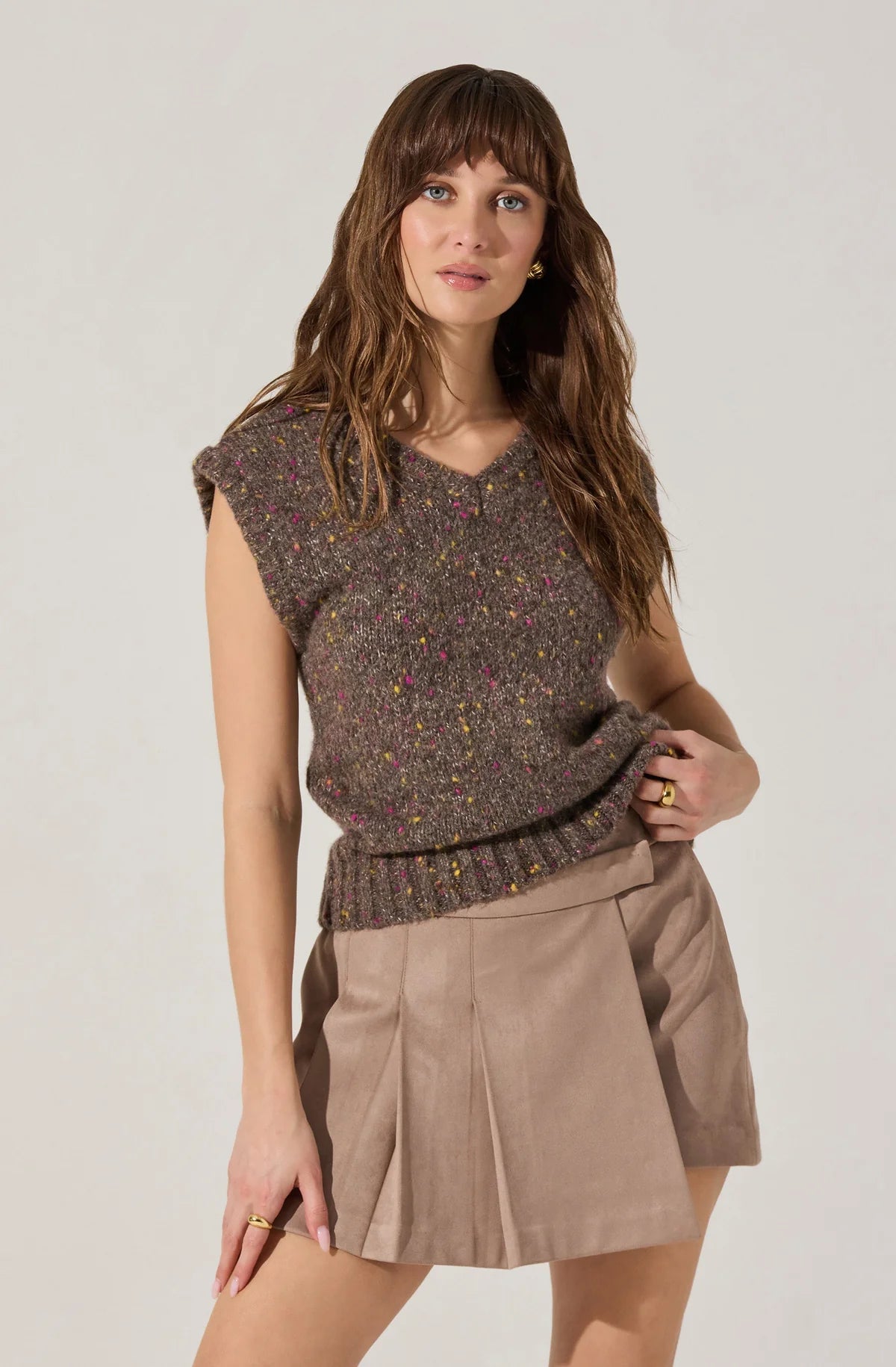 ASTR The Label Taytum V-Neck Sweater Vest