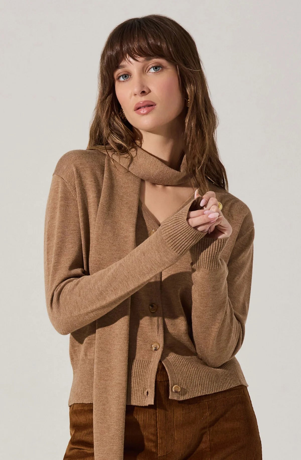 ASTR The Label Glynne V-Neck Scarf Cardigan