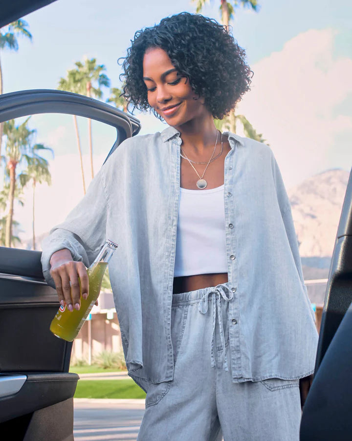 Splendid Button Down in Bleached Indigo RF3W721