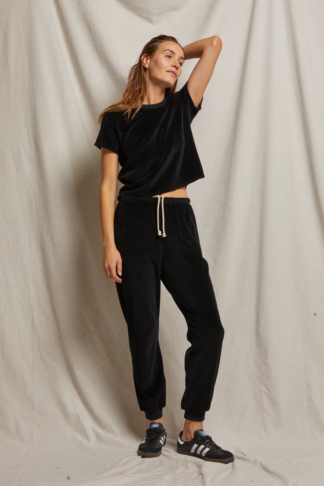 Perfect White Tee Bailey Easy Velour Sweatpant