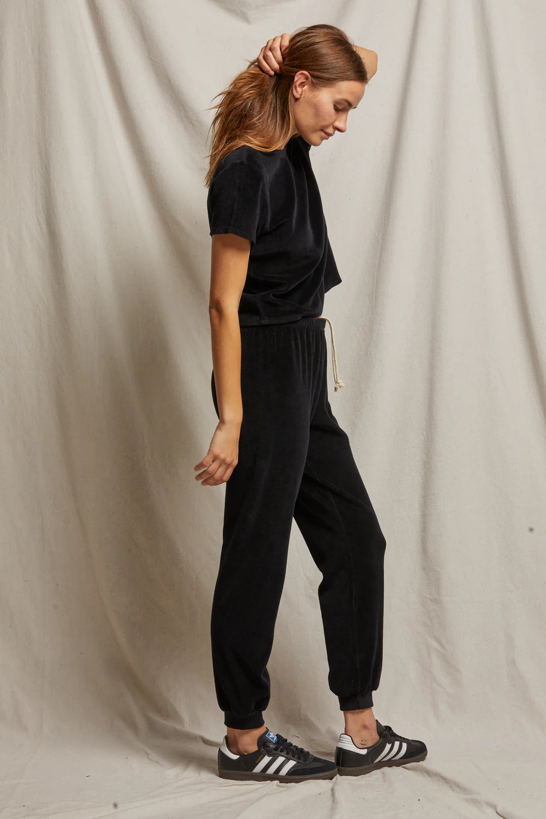 Perfect White Tee Bailey Easy Velour Sweatpant