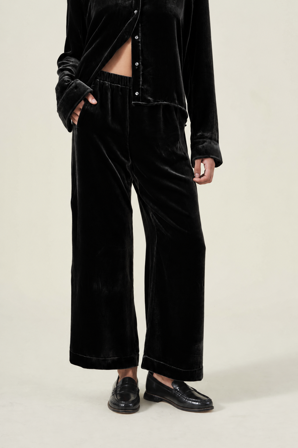 Velvet by Graham and Spencer Lolana Velvet Pant