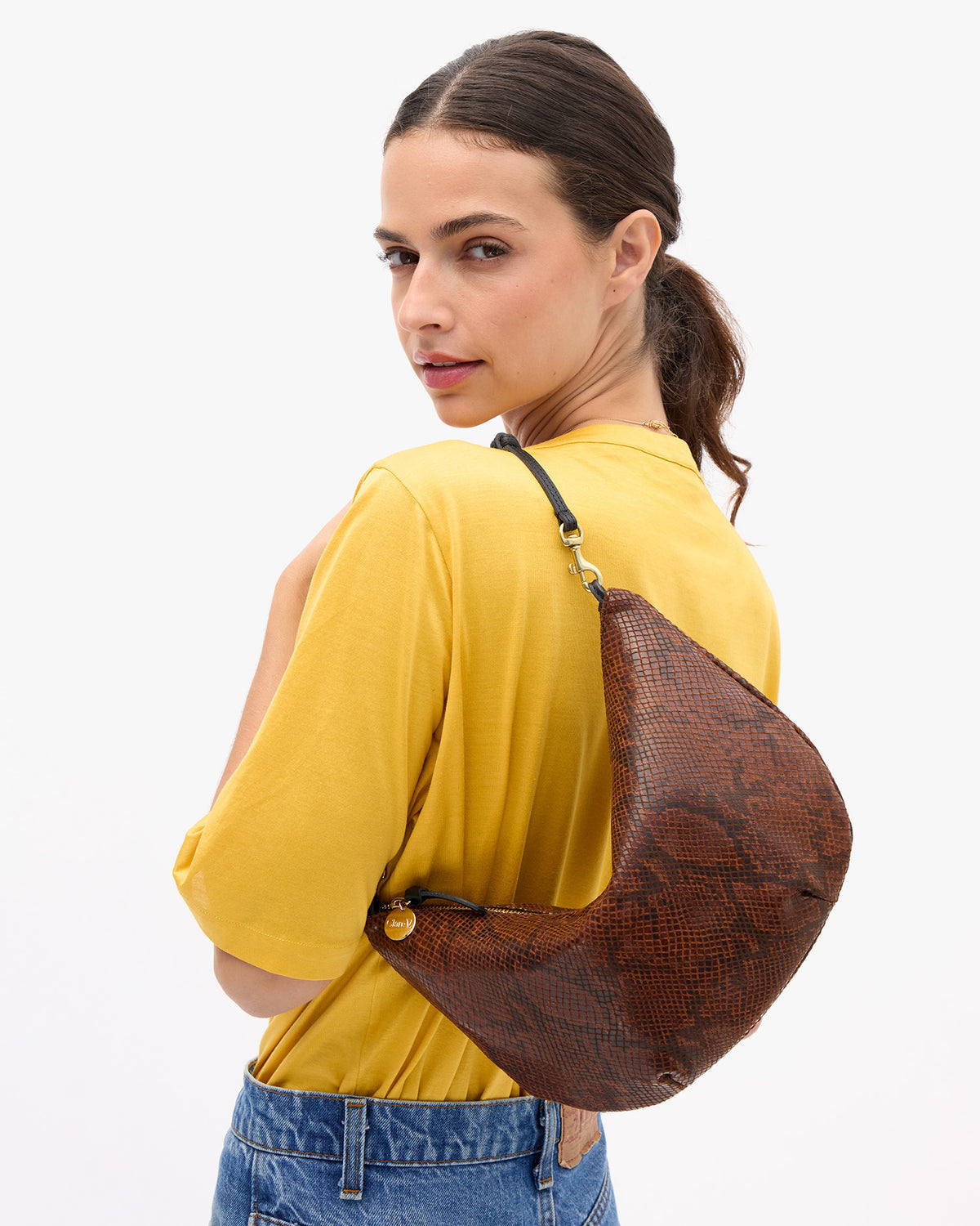 Clare V. CVH1001221 - on model