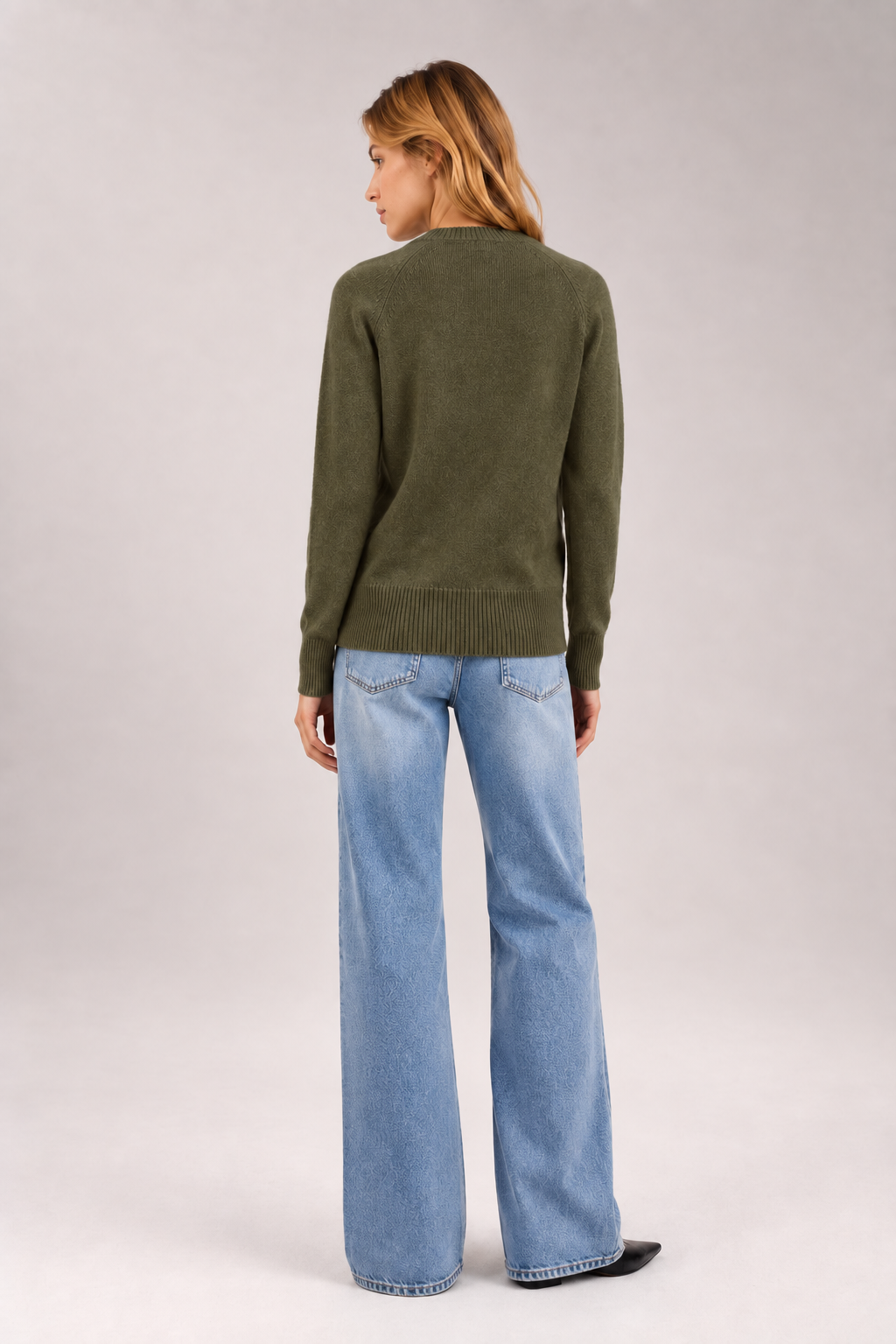 Minnie Rose Cashmere 9GG Long Sleeve Shrunken Crew 72189