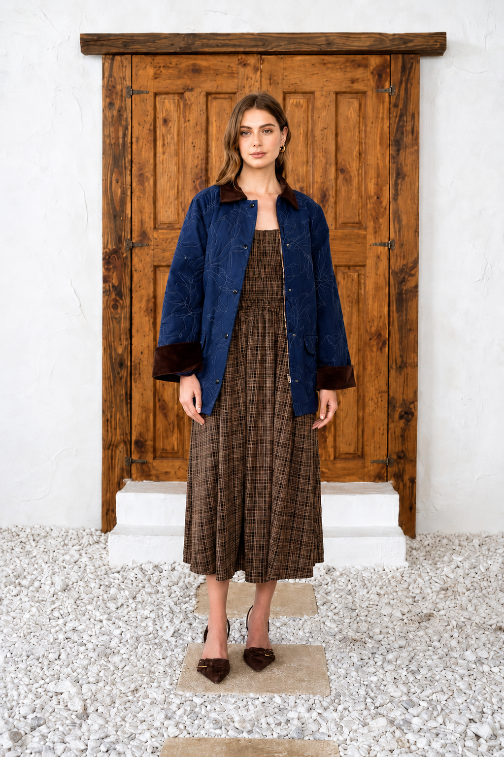Moon River Emroidered Contrast Collar Barn Jacket MR9961