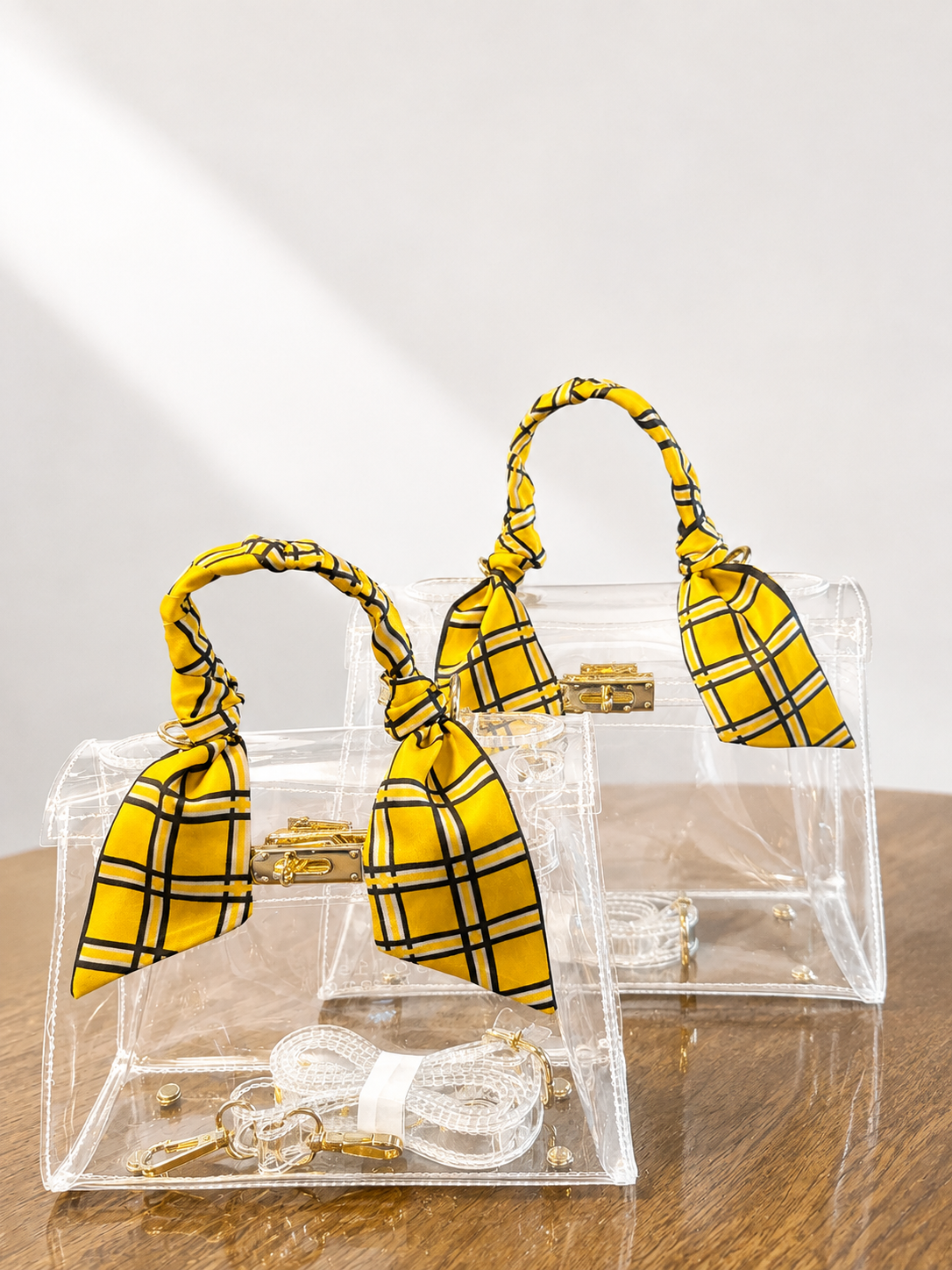 Jolie Franc Heritage Tote Stadium Bag with Highland Paid Pure Silk Twilly