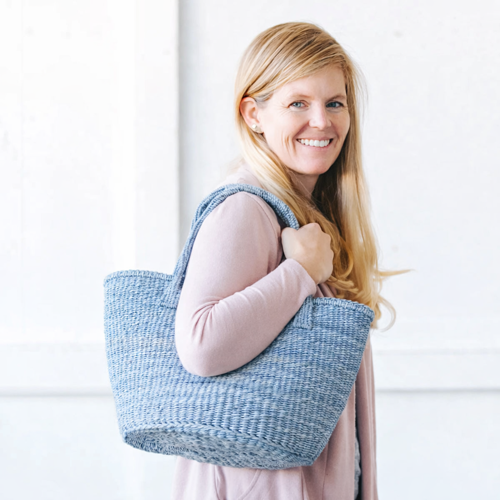 Amsha Medium Sisal Tote: Sky Blue
