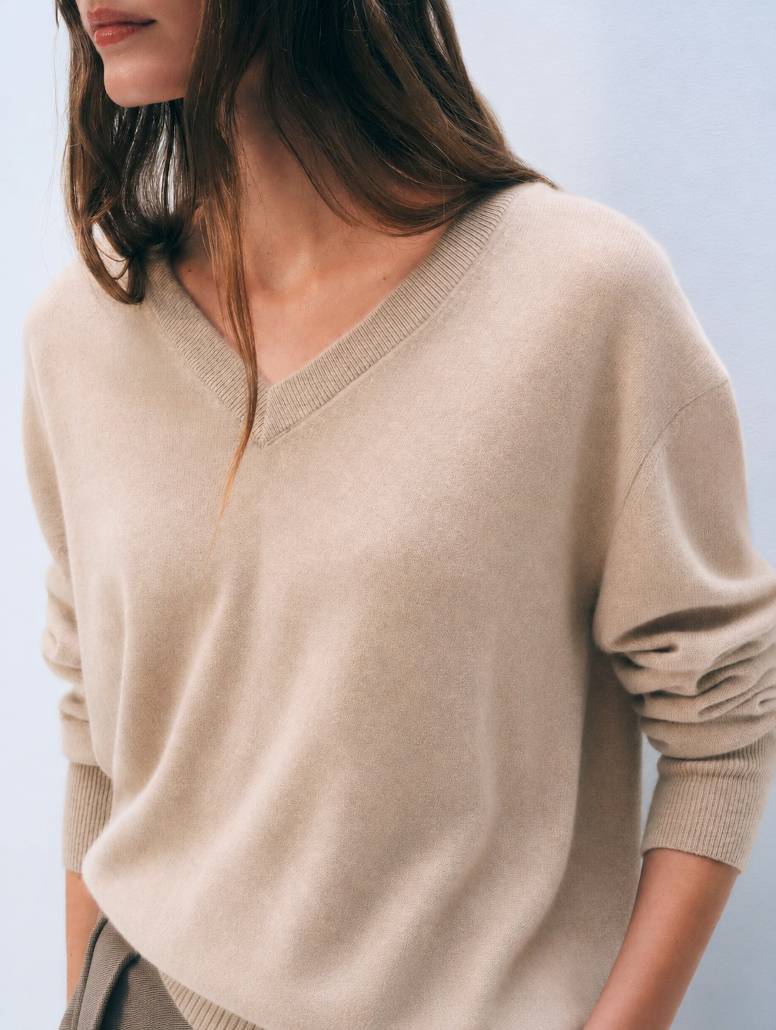 White + Warren Cashmere V Neck 21086