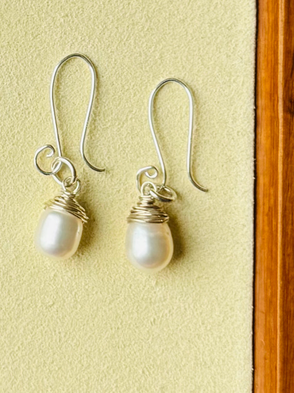 Julie Kreamer Pearl Drop Earrings E#1