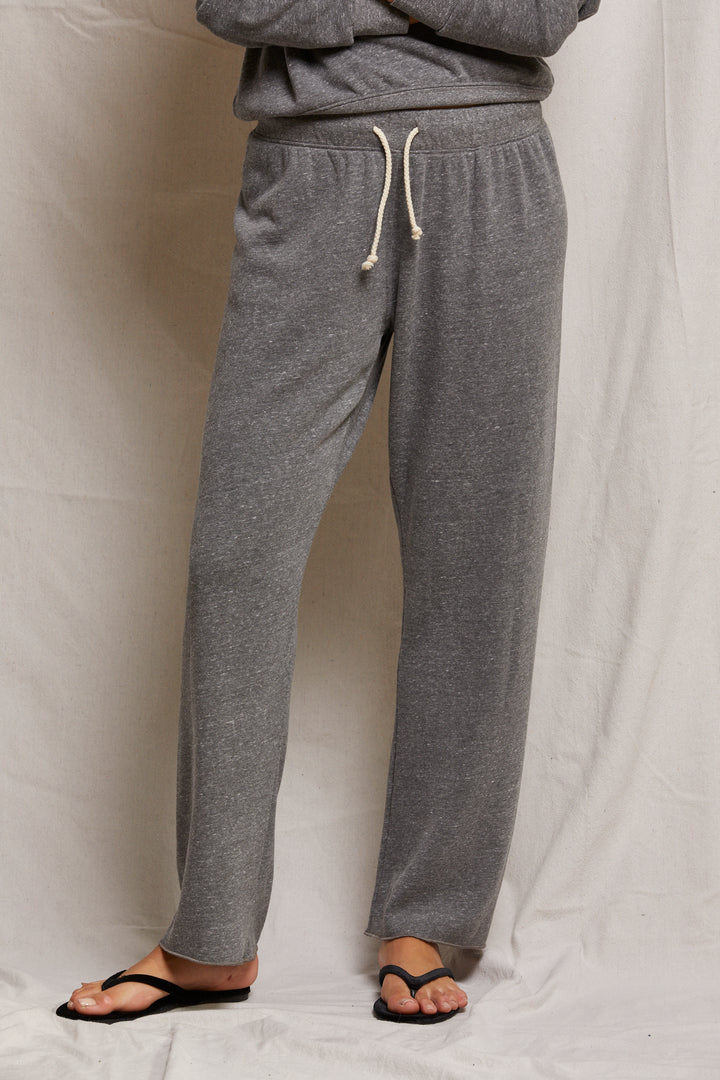 Perfect White Tee Collins Fleece Straight Leg Sweatpant