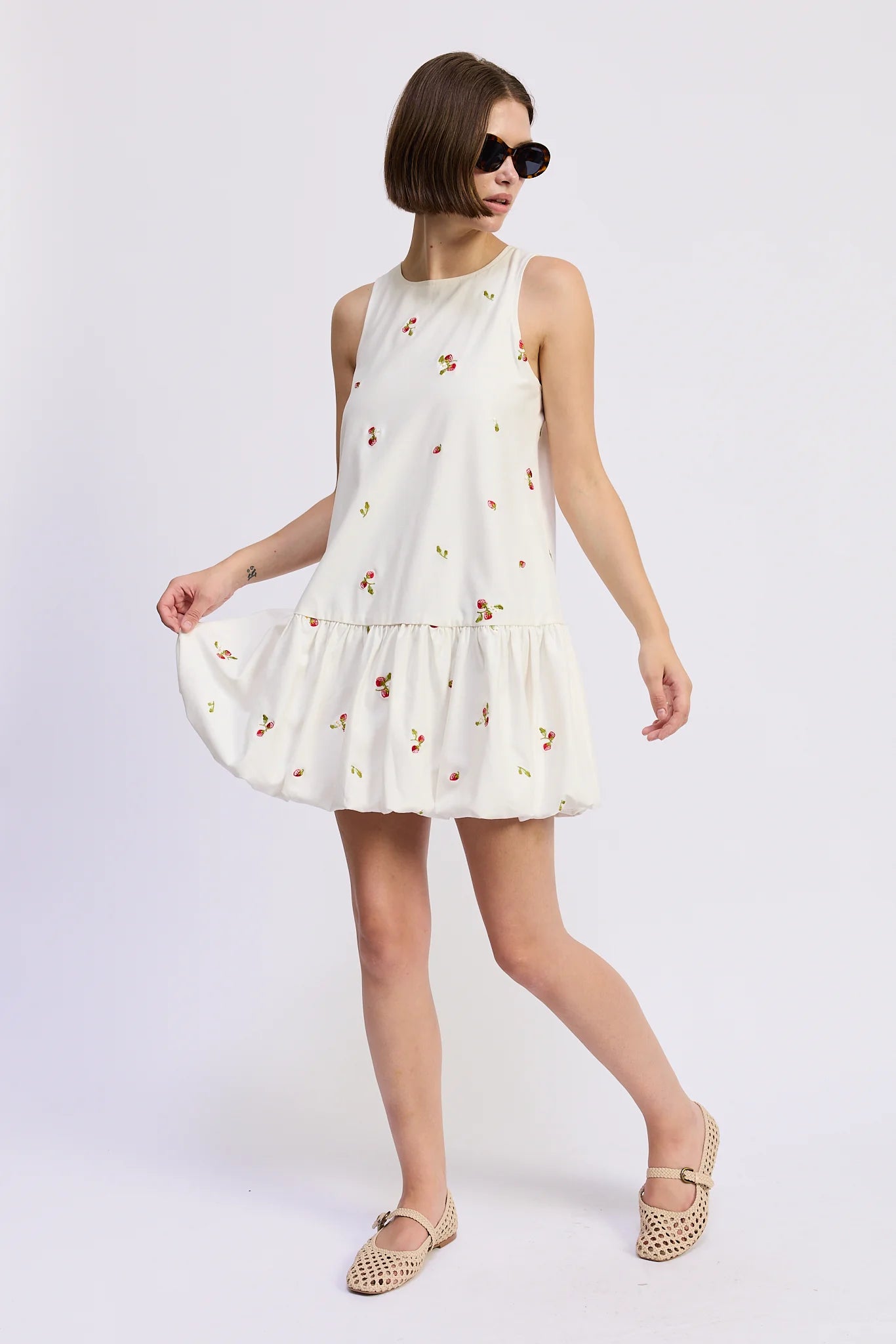 En Saison Strawberry Kiss Bubble Hem Mini Dress