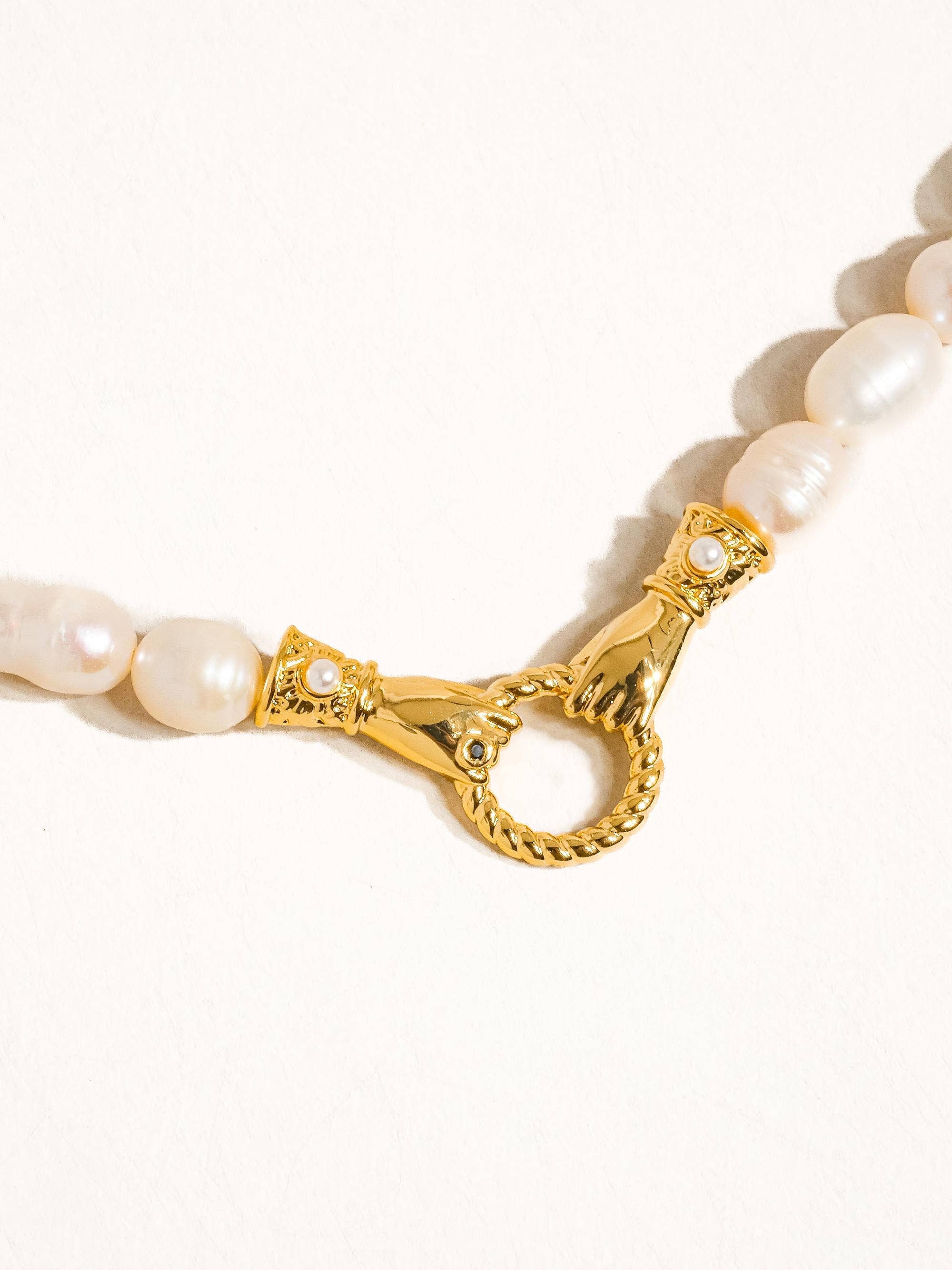 Flanerie Everleigh Gold Pearl Hands Hoop Necklace