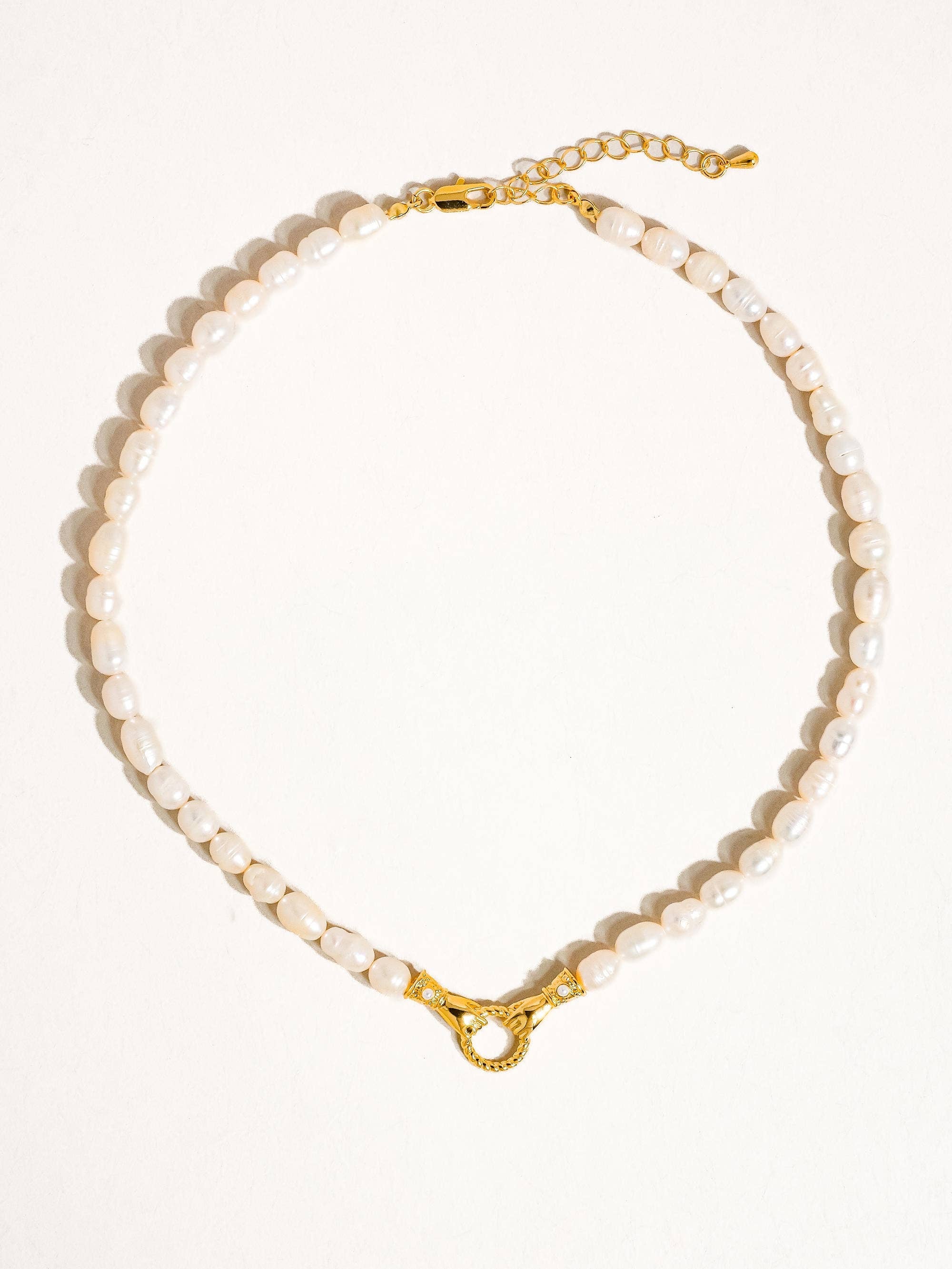 Flanerie Everleigh Gold Pearl Hands Hoop Necklace