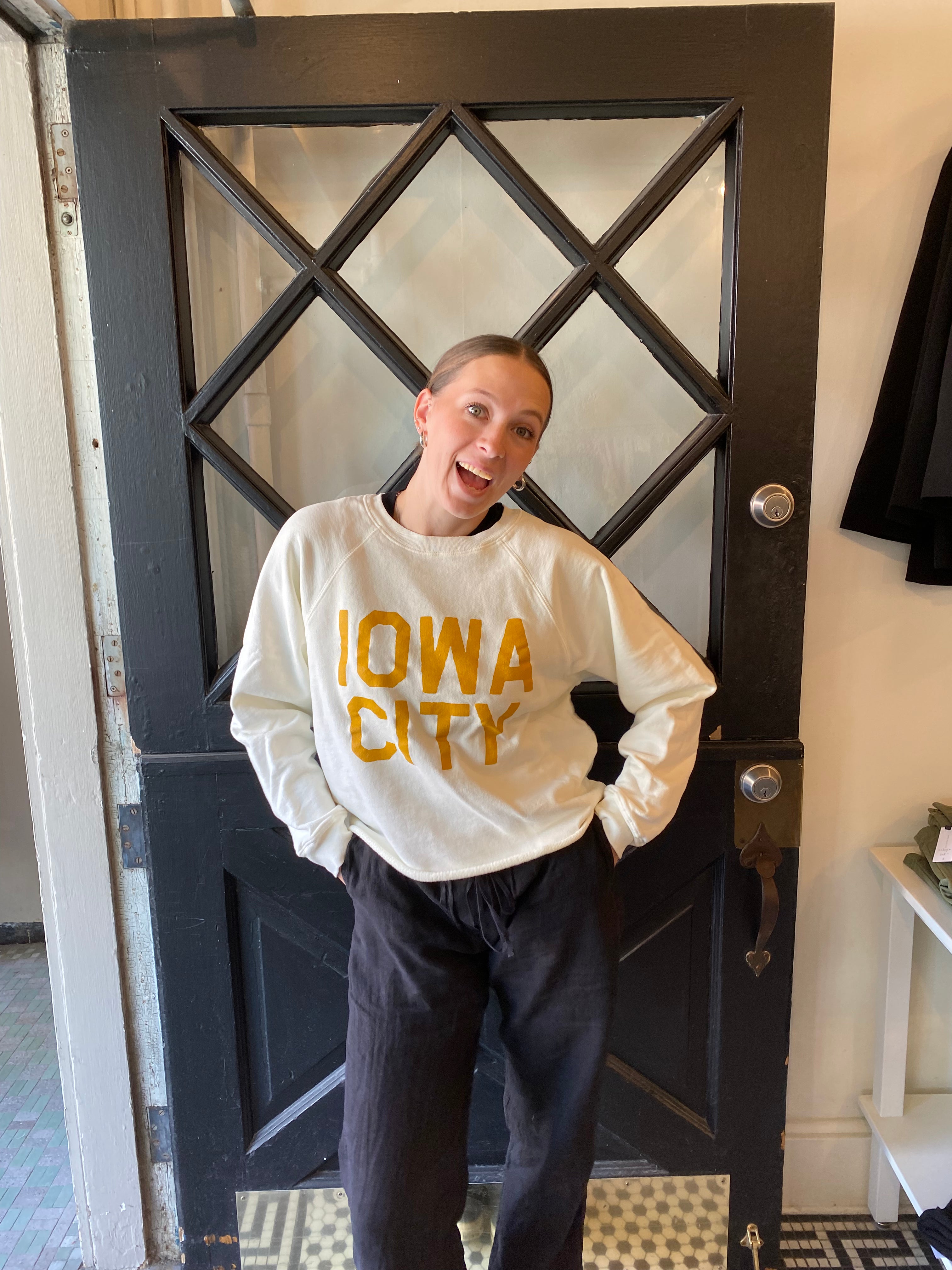 Retro Brand Vintage Iowa City Sliced Hem Sweatshirt Antique White