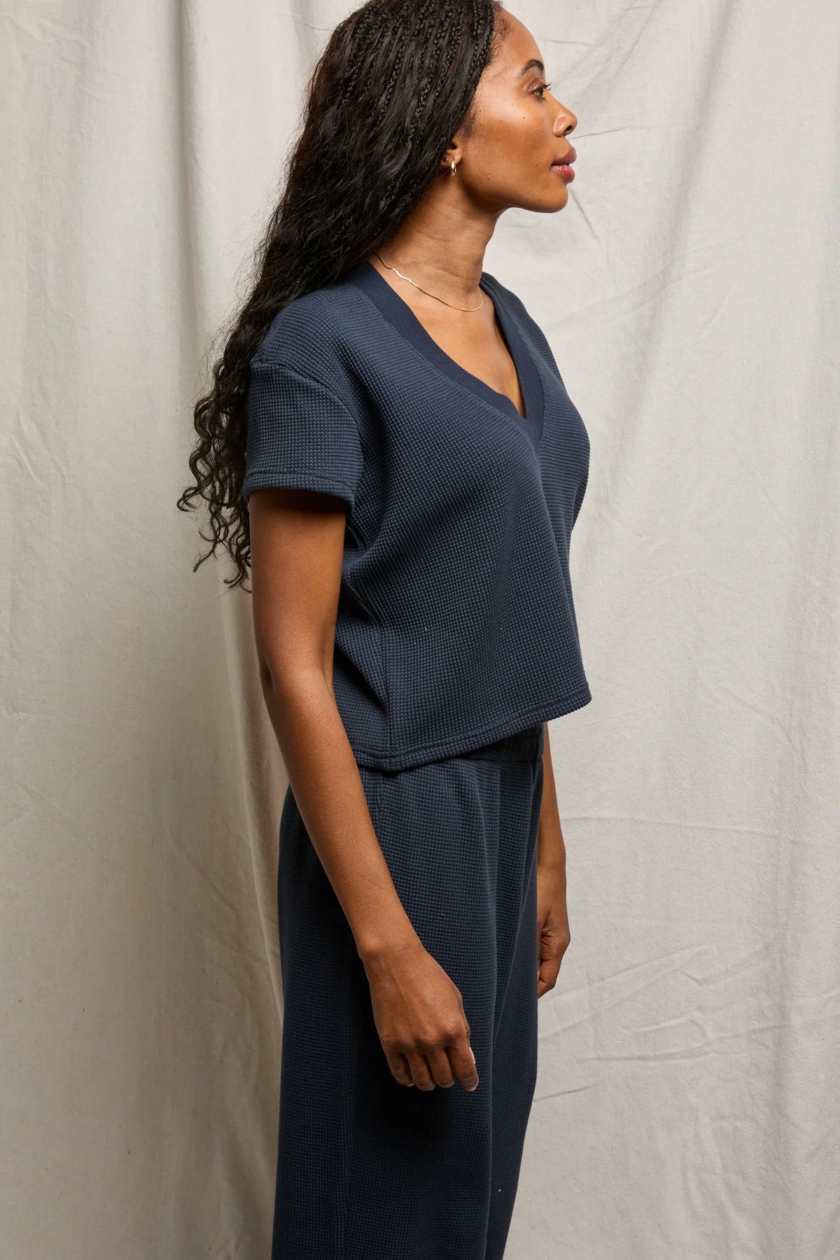 Perfect White Tee Jada Waffle V-Neck Tee