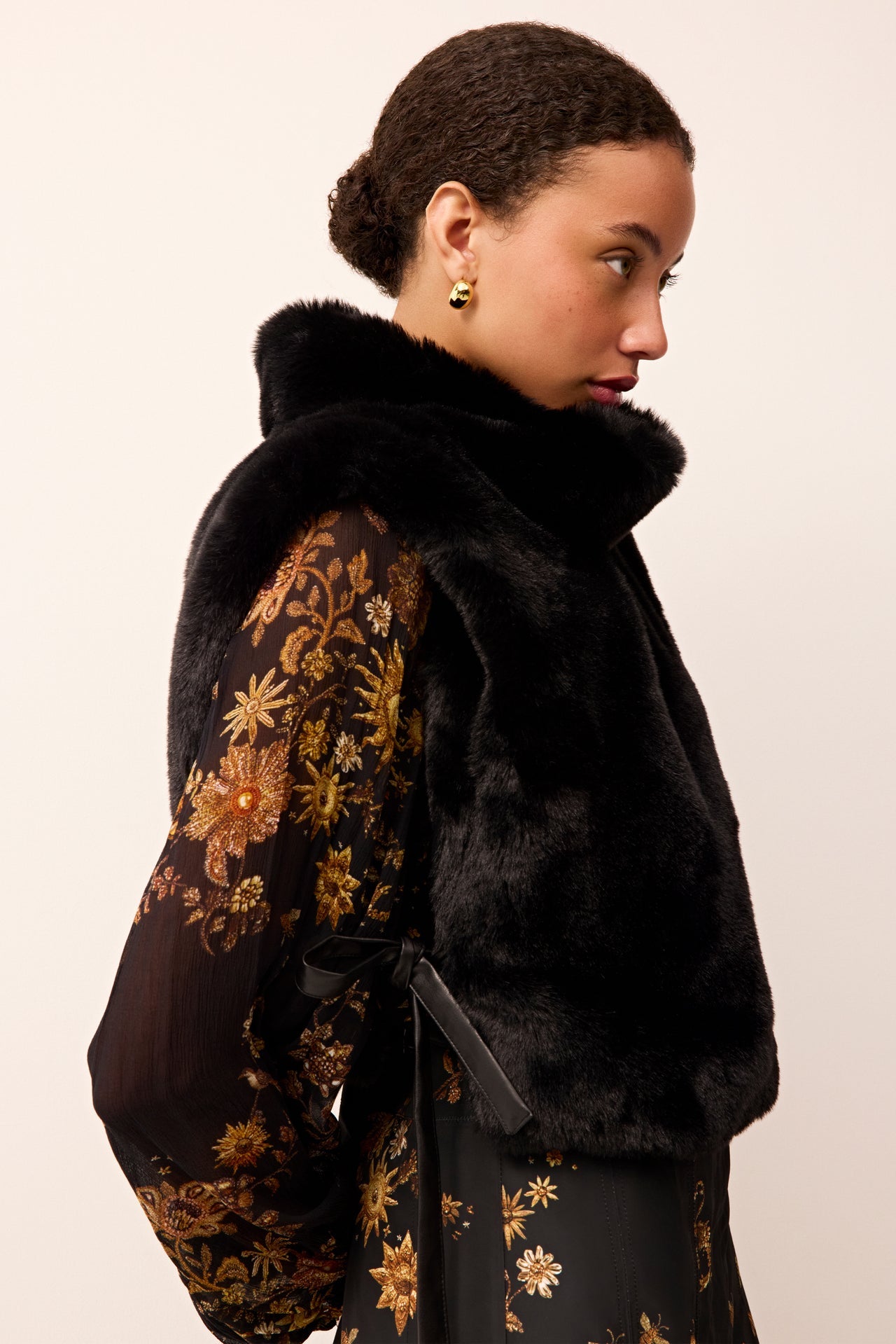 Marie Oliver Cordelia Popover