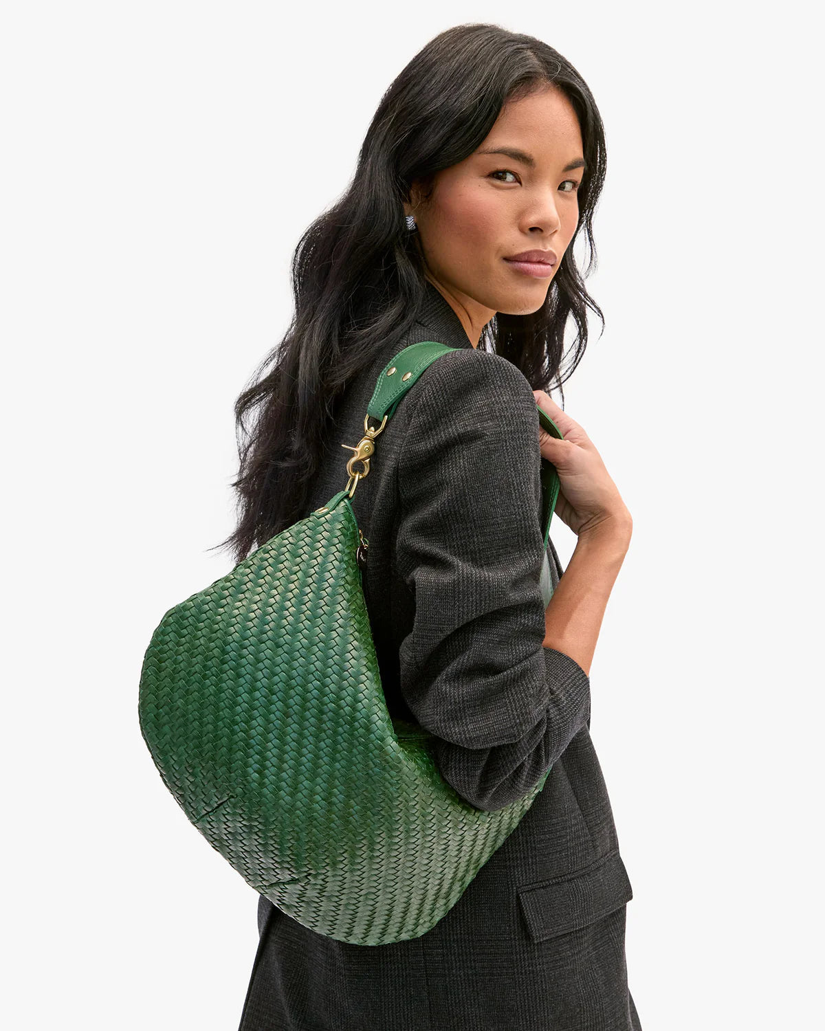 Clare V. Moyen Messenger 100016