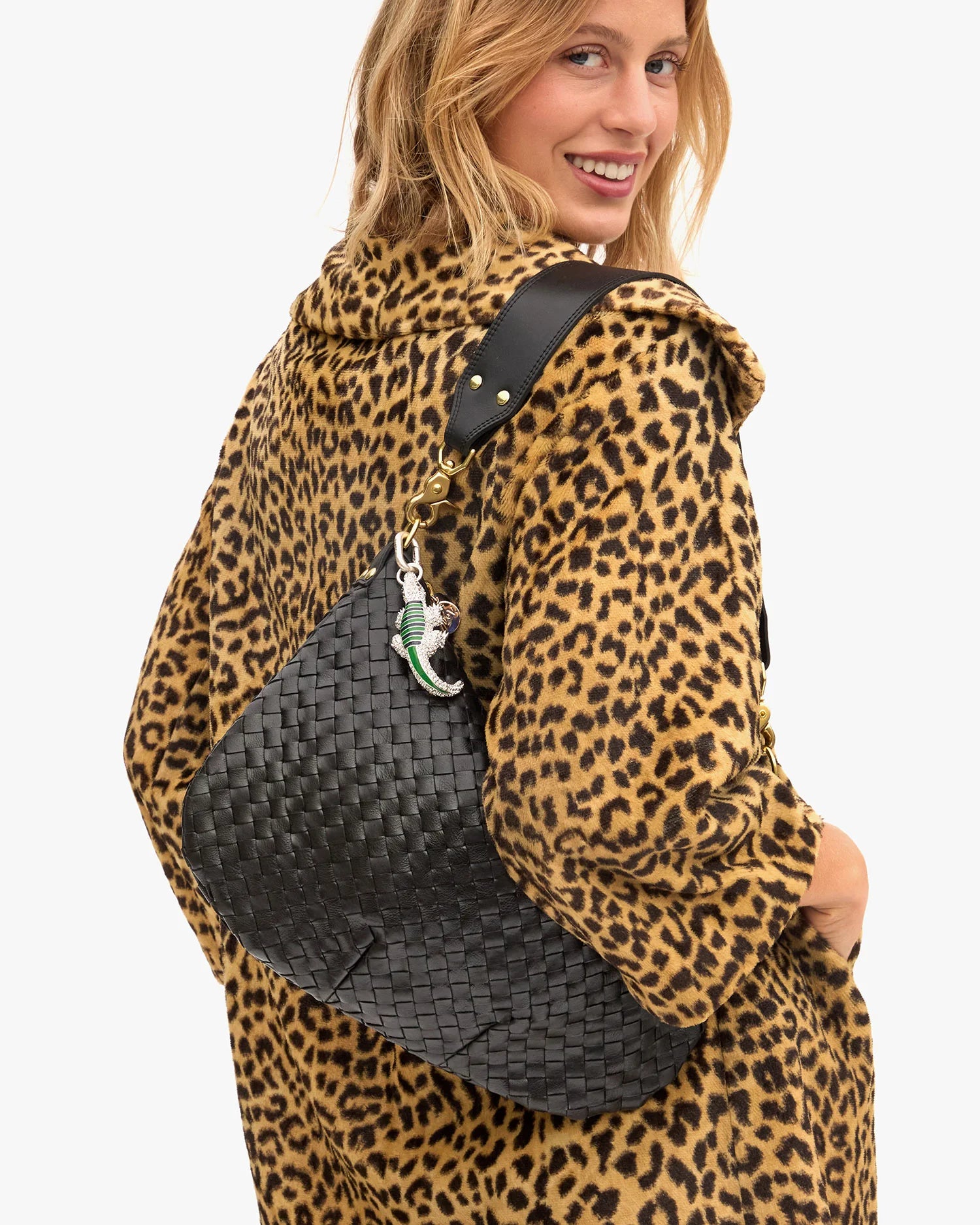 Clare V. Moyen Messenger CVH1000286