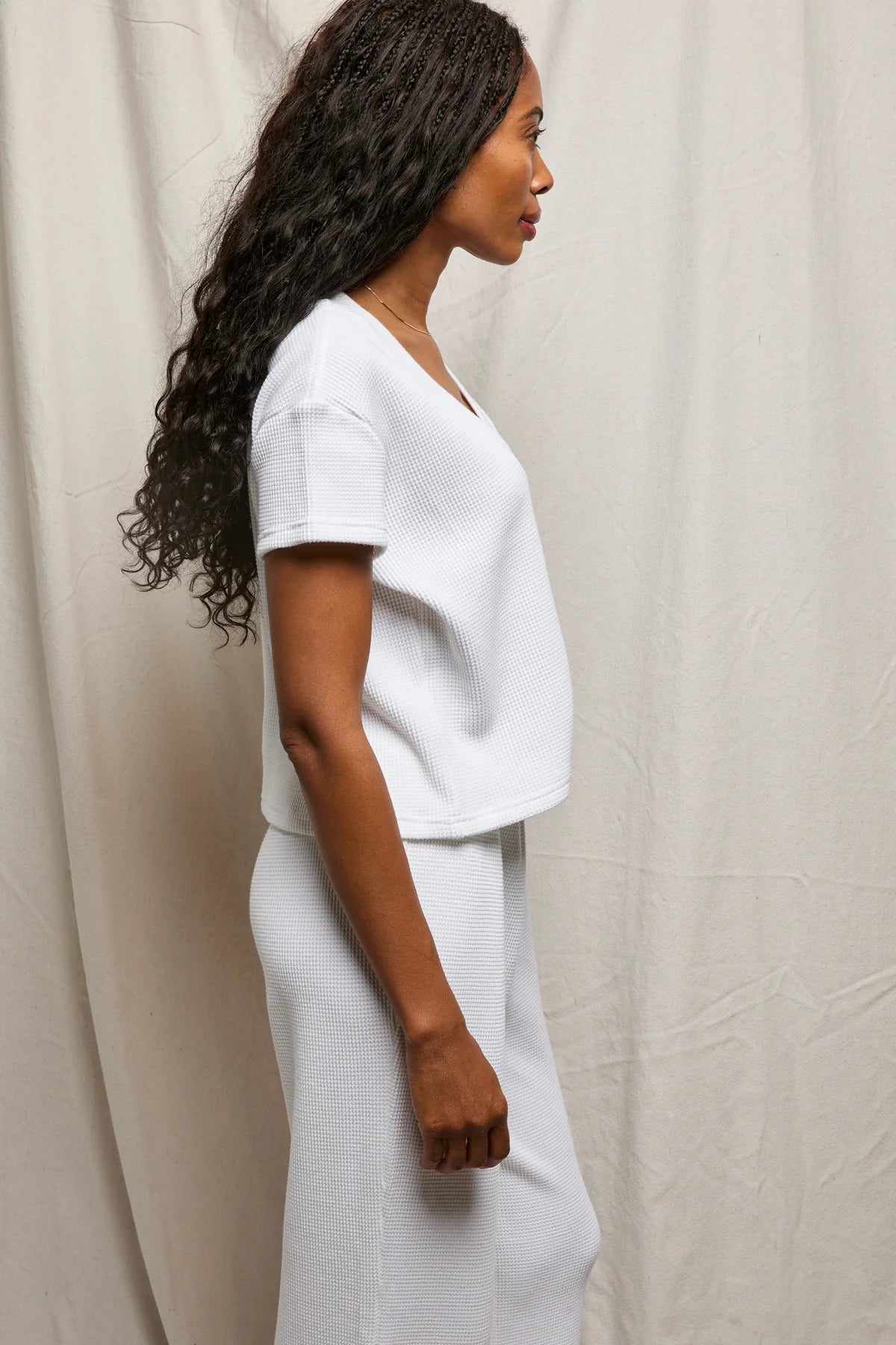 Perfect White Tee Jada Waffle V-Neck Tee