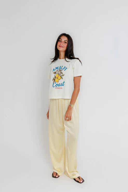 Sunny Somewhere Amalfi Coast Italia Everyday Tee