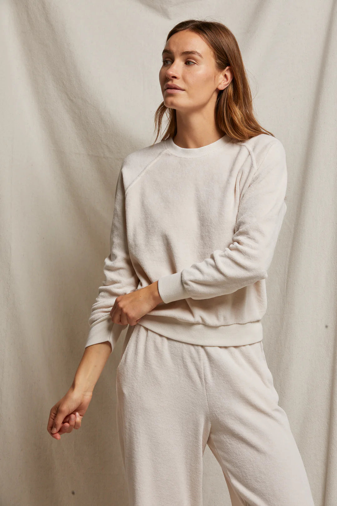 Perfect White Tee Stella Velour Shrunken Raglan Sweatshirt