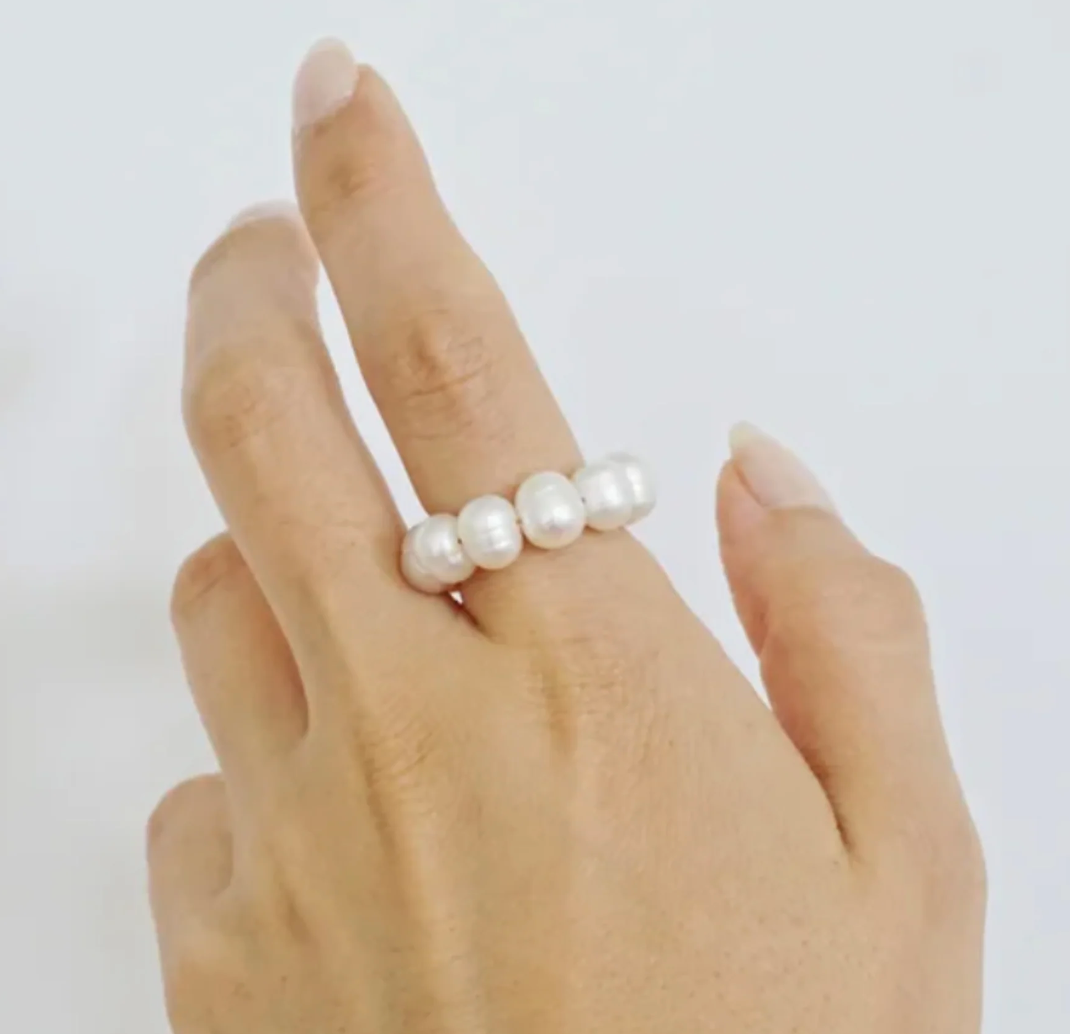 Anita Berisha She is Kind 5mm Pearl Ring