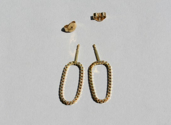 Saskia Diez Loop Earrings Short Gold