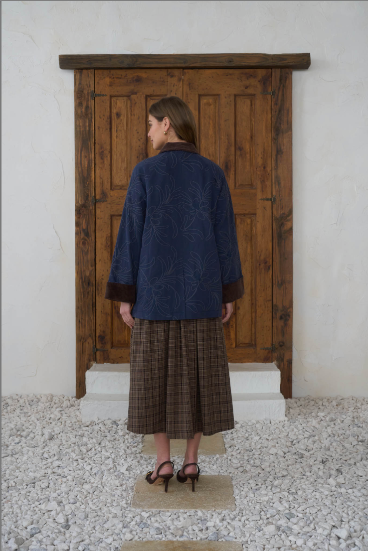 Moon River Emroidered Contrast Collar Jacket MR9961