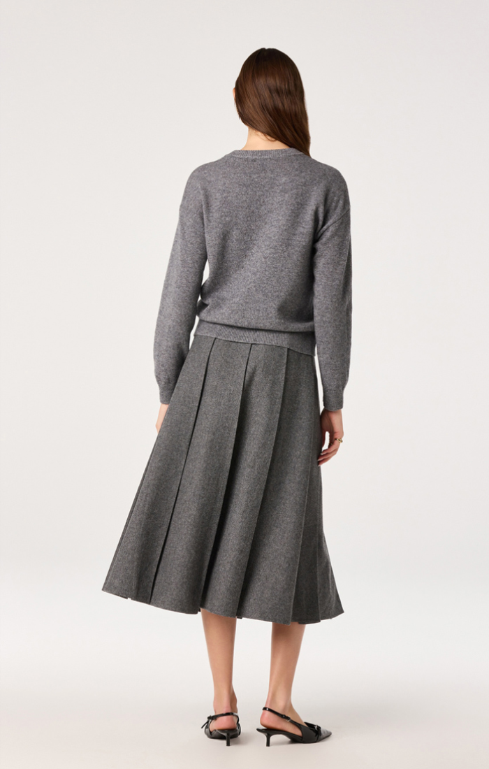ASTR Bowie Heather V-Neck Sweater
