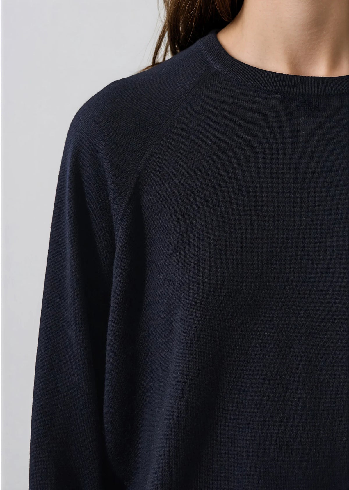 Patrick Assaraf Extra-Fine Merino Relaxed Raglan Crewneck - Dark Navy W112C21C