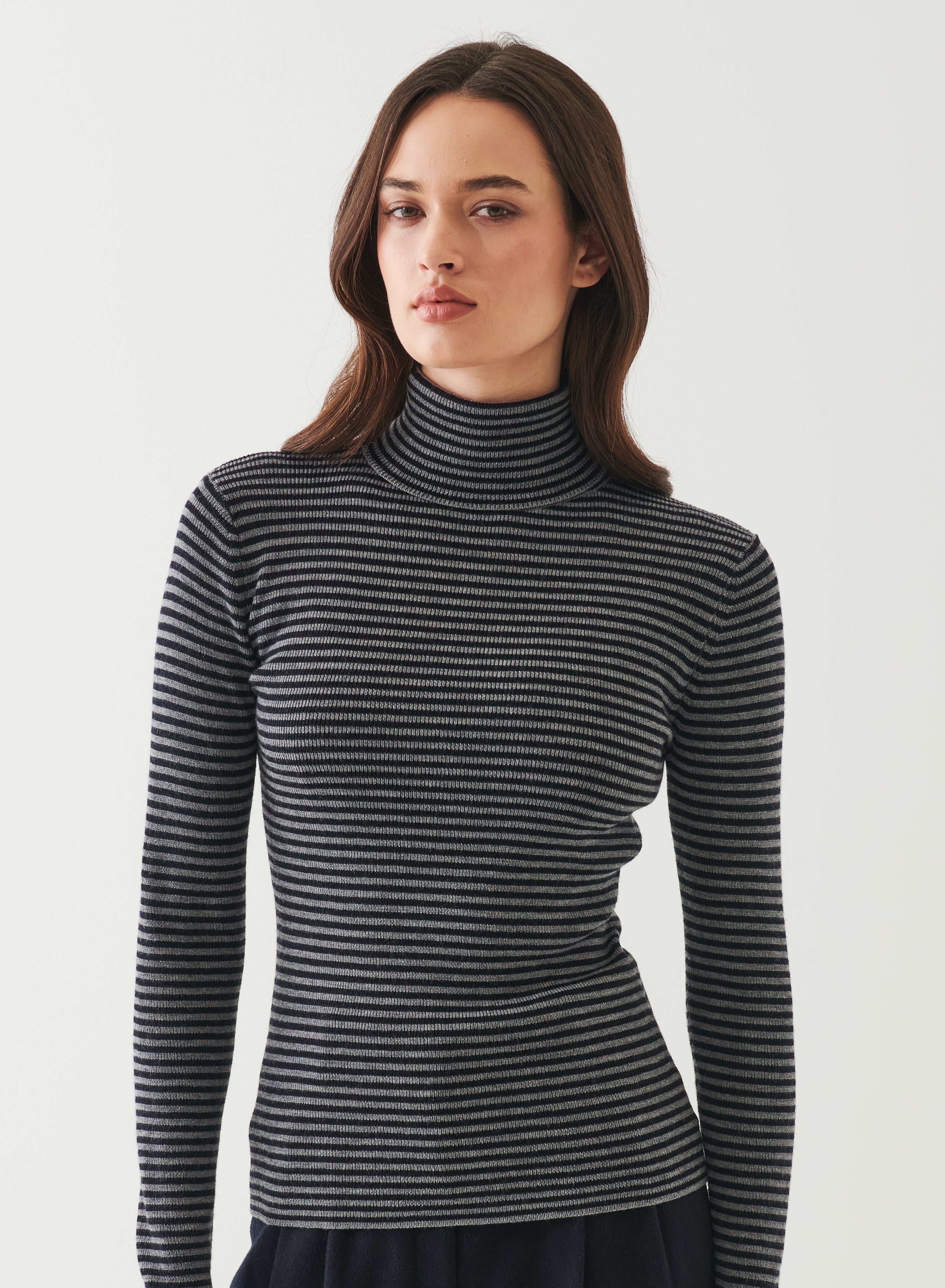 Patrick Assaraf Xfine Merino Wool Rib Stripe Fitted Turtleneck W112T12A