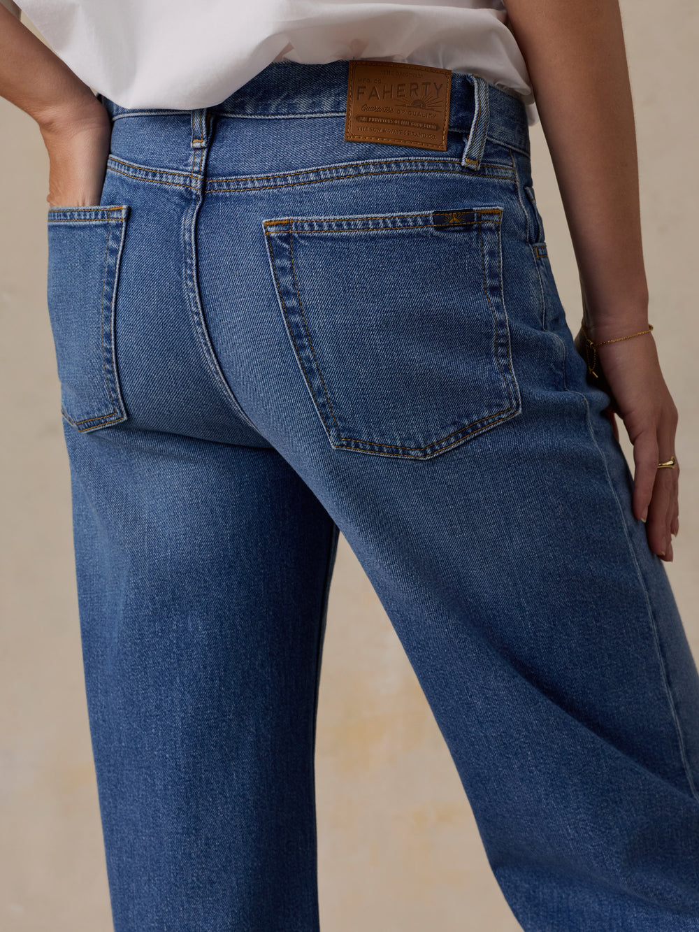 Faherty Regenerative Cotton Denim Wide Leg - Coast Bound Wash