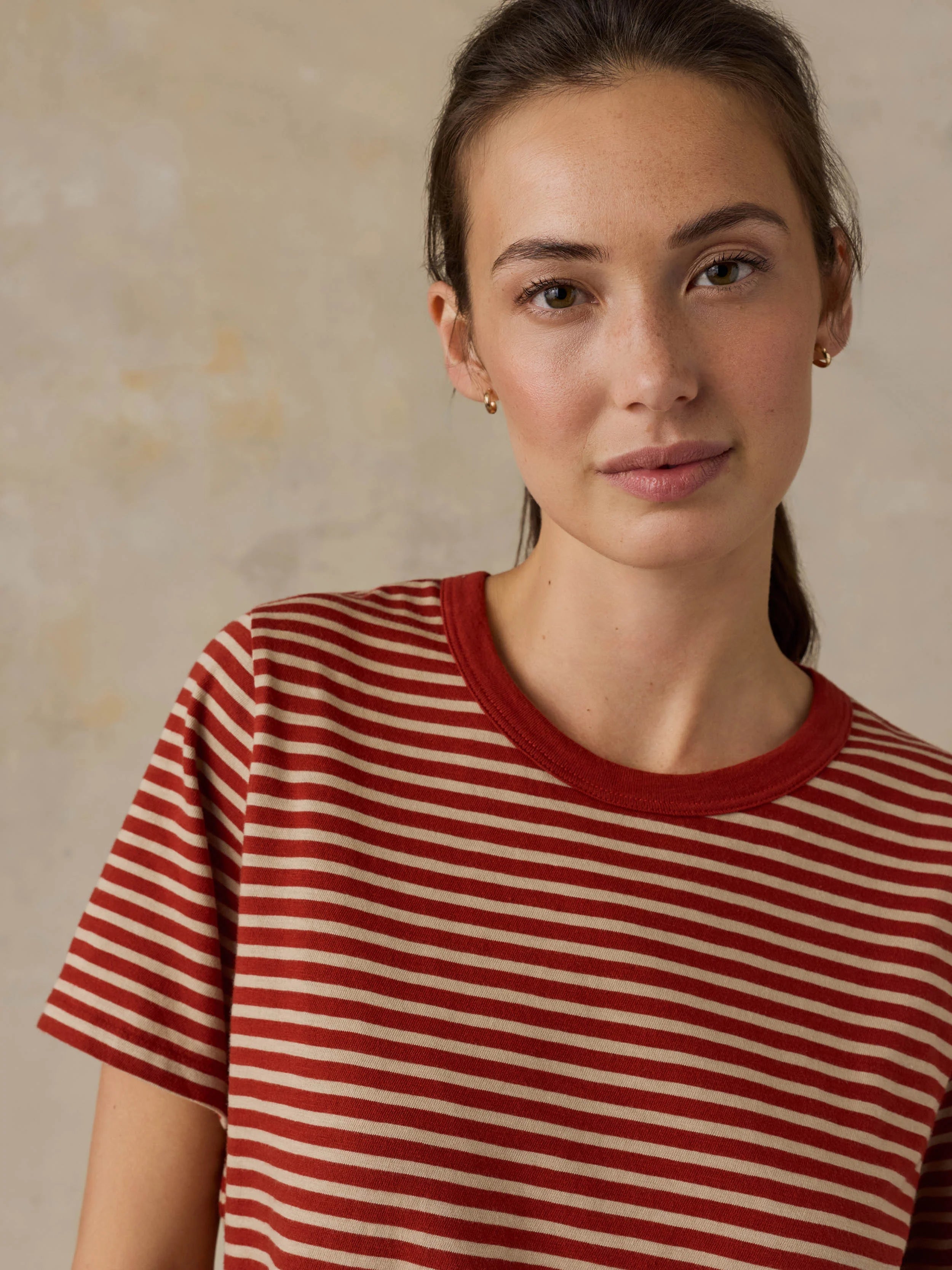 Faherty Sunwashed Essential Tee- Red Ochre Mini