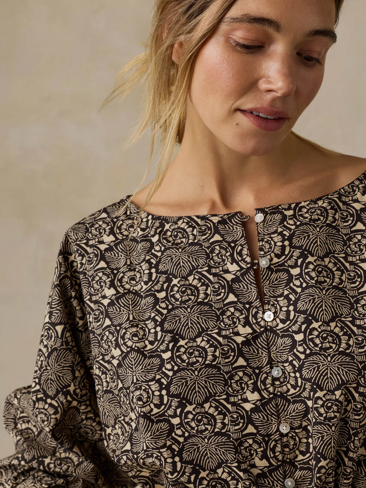 Faherty Coastal Poplin Faye Top - Night Bloom