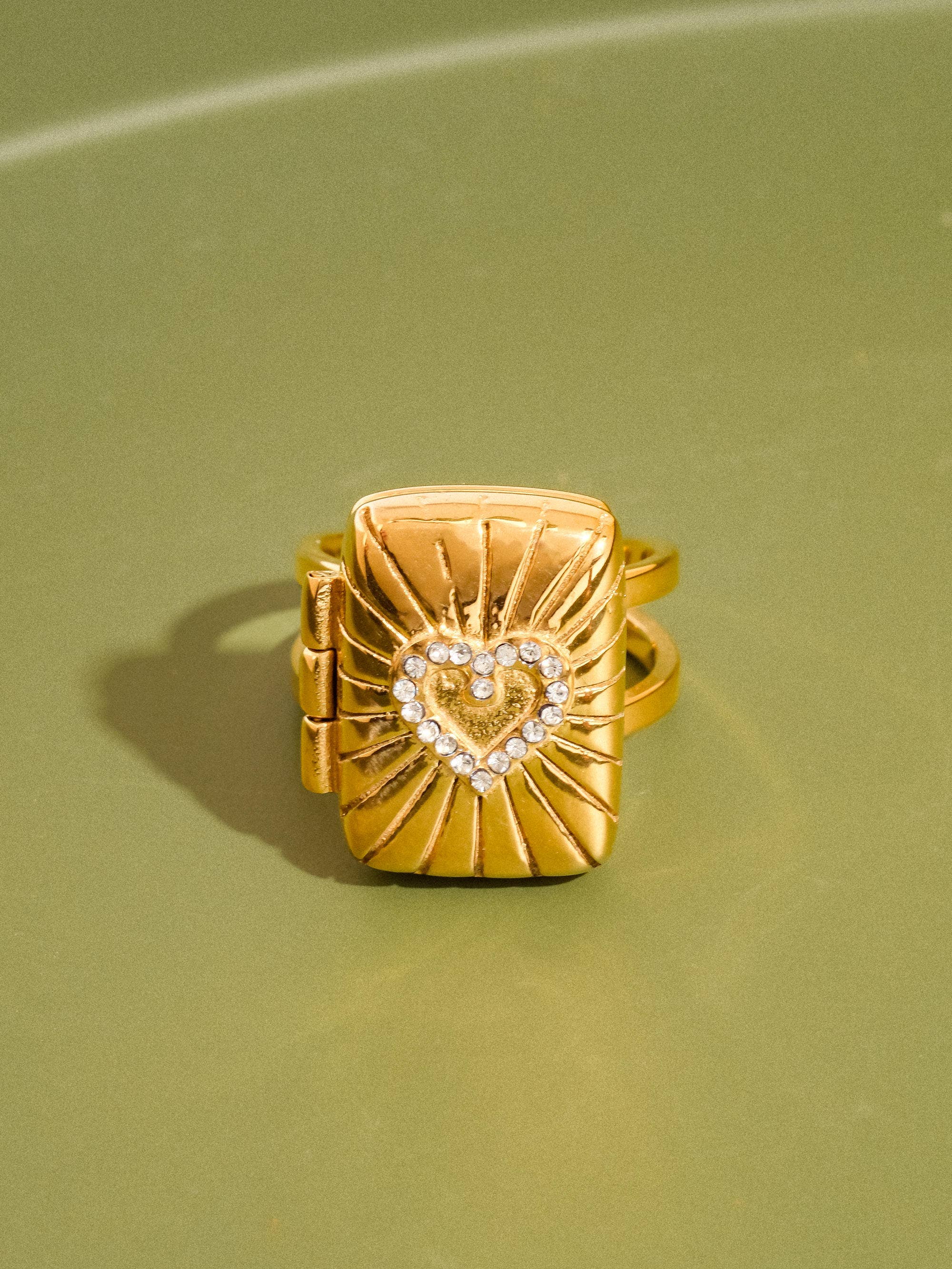 Flânerie Lockee 18K Gold Non-Tarnish CZ Heart Locket Ring